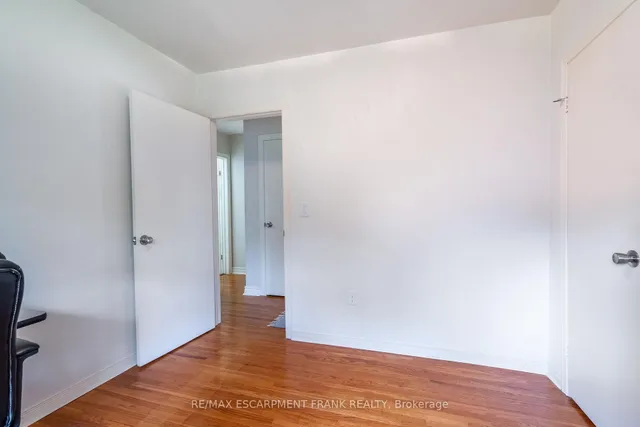 Additional property image - 1293 Dunbar Rd