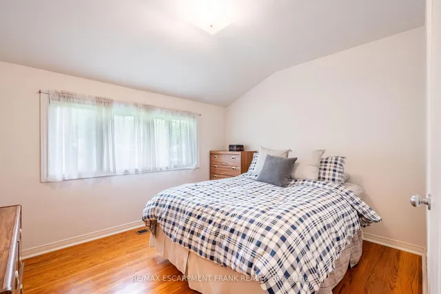 Additional property image - 1293 Dunbar Rd