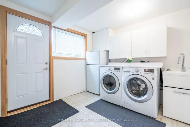 Additional property image - 1293 Dunbar Rd