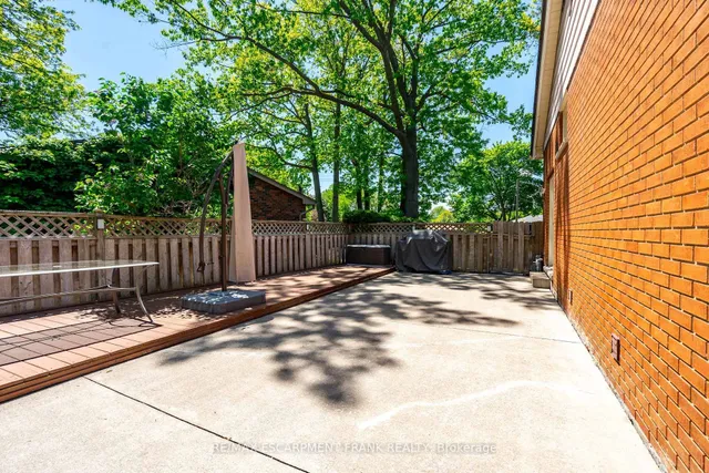 Additional property image - 1293 Dunbar Rd