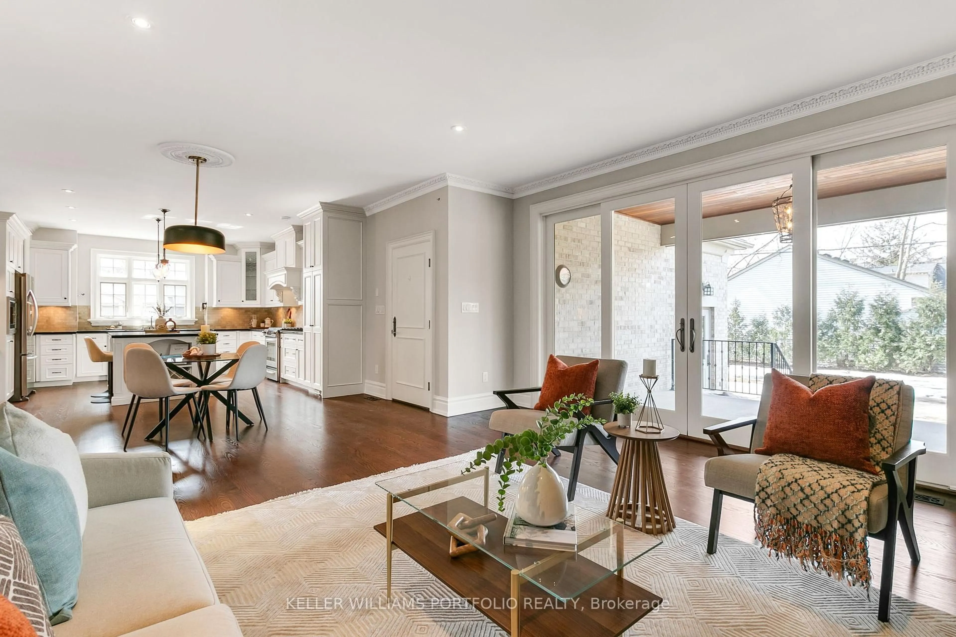 Living room with furniture, unknown for 4 Maydolph Rd, Toronto Ontario M9B 1V8
