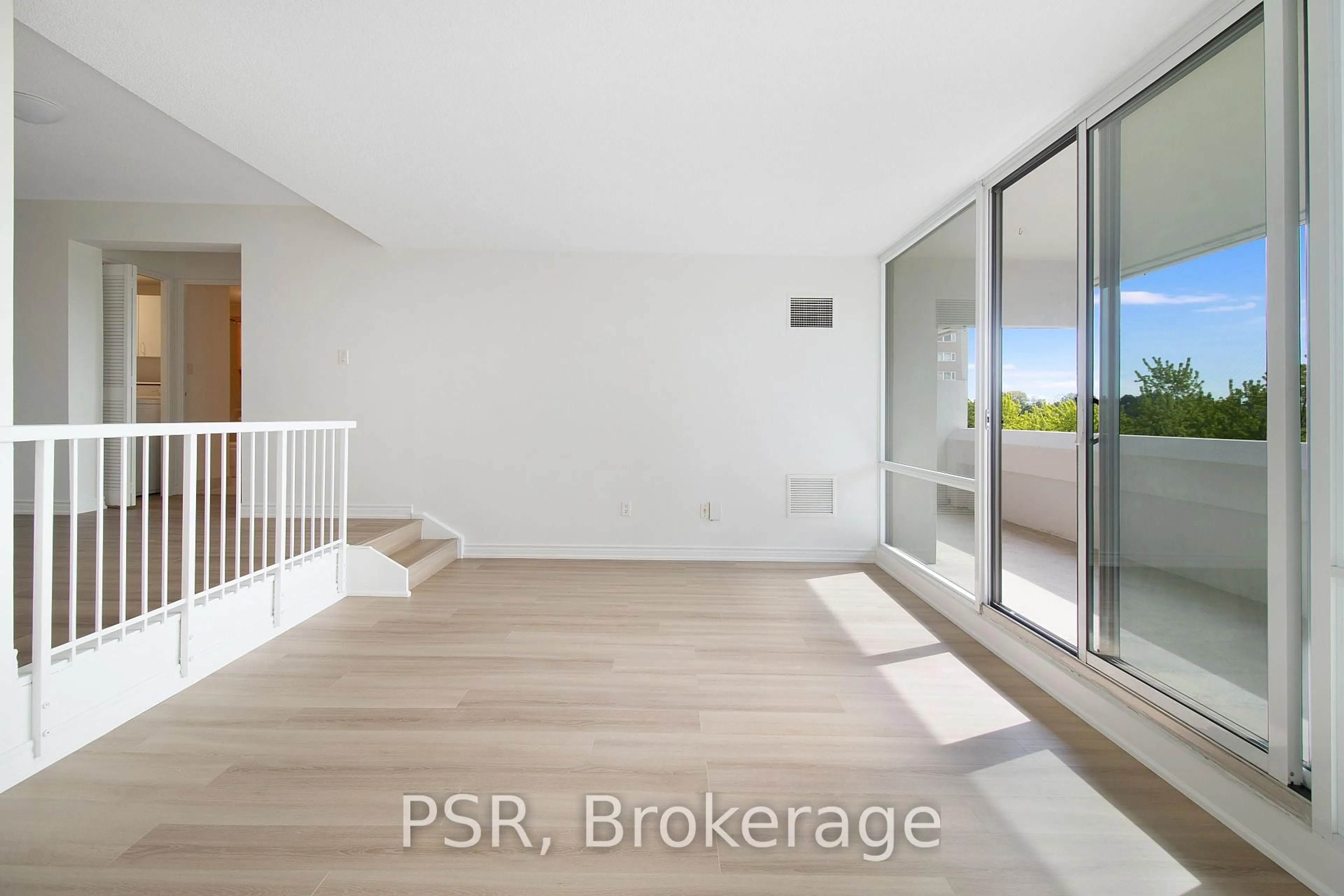 A pic of a room for 260 Scarlett Rd #707, Toronto Ontario M6N 4X6