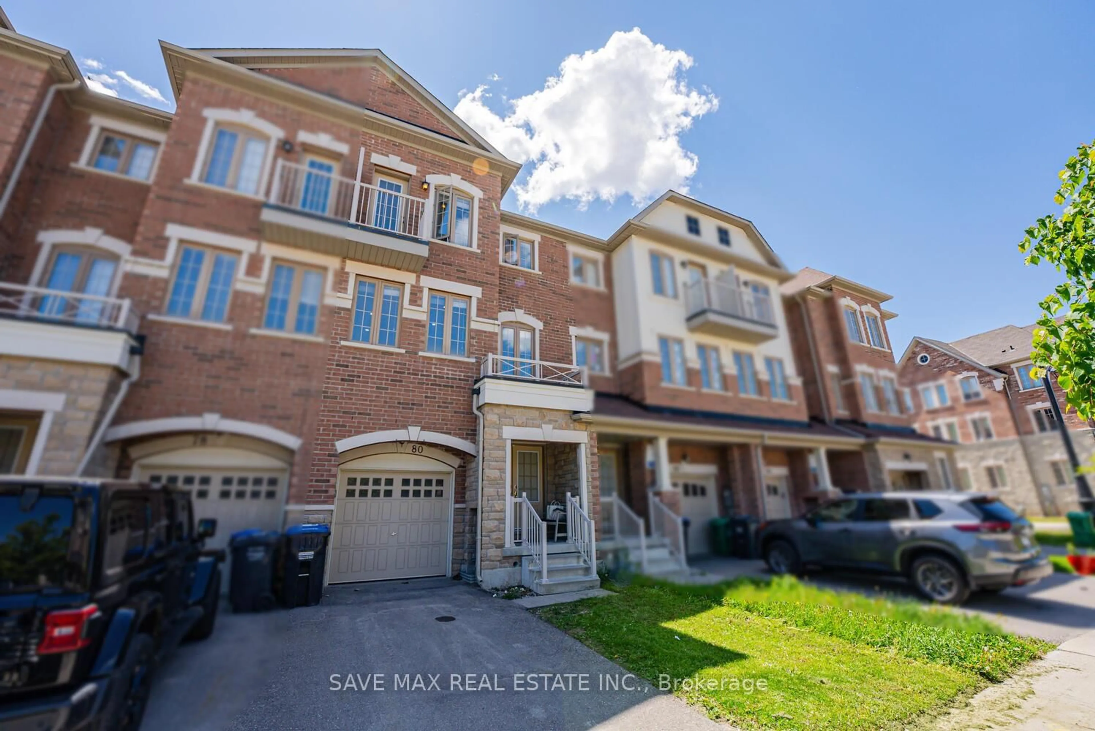 A pic from outside/outdoor area/front of a property/back of a property/a pic from drone, street for 80 New Pines Tr, Brampton Ontario L6Z 0B4