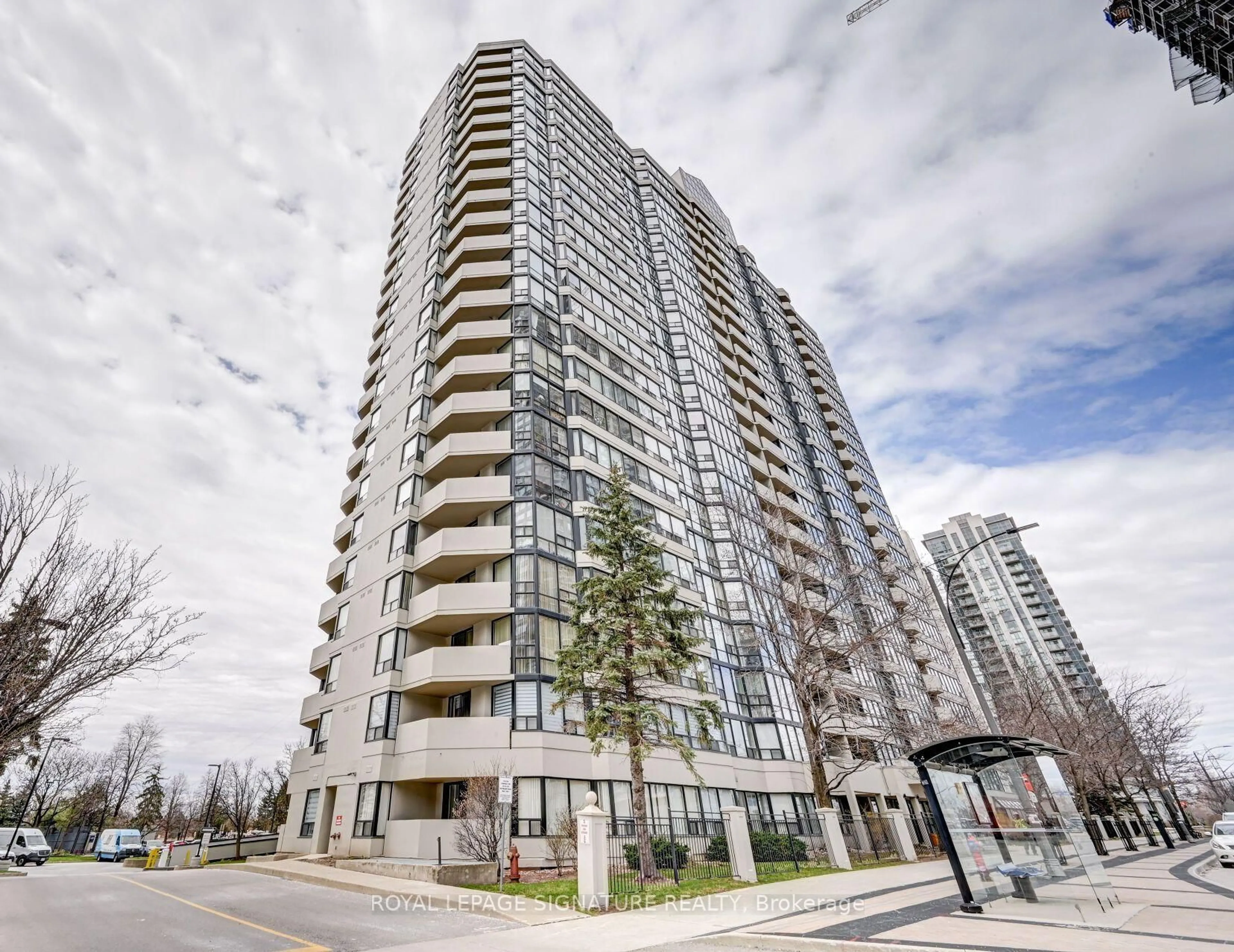 Unknown for 330 Rathburn Rd #2209, Mississauga Ontario L5B 3Y1