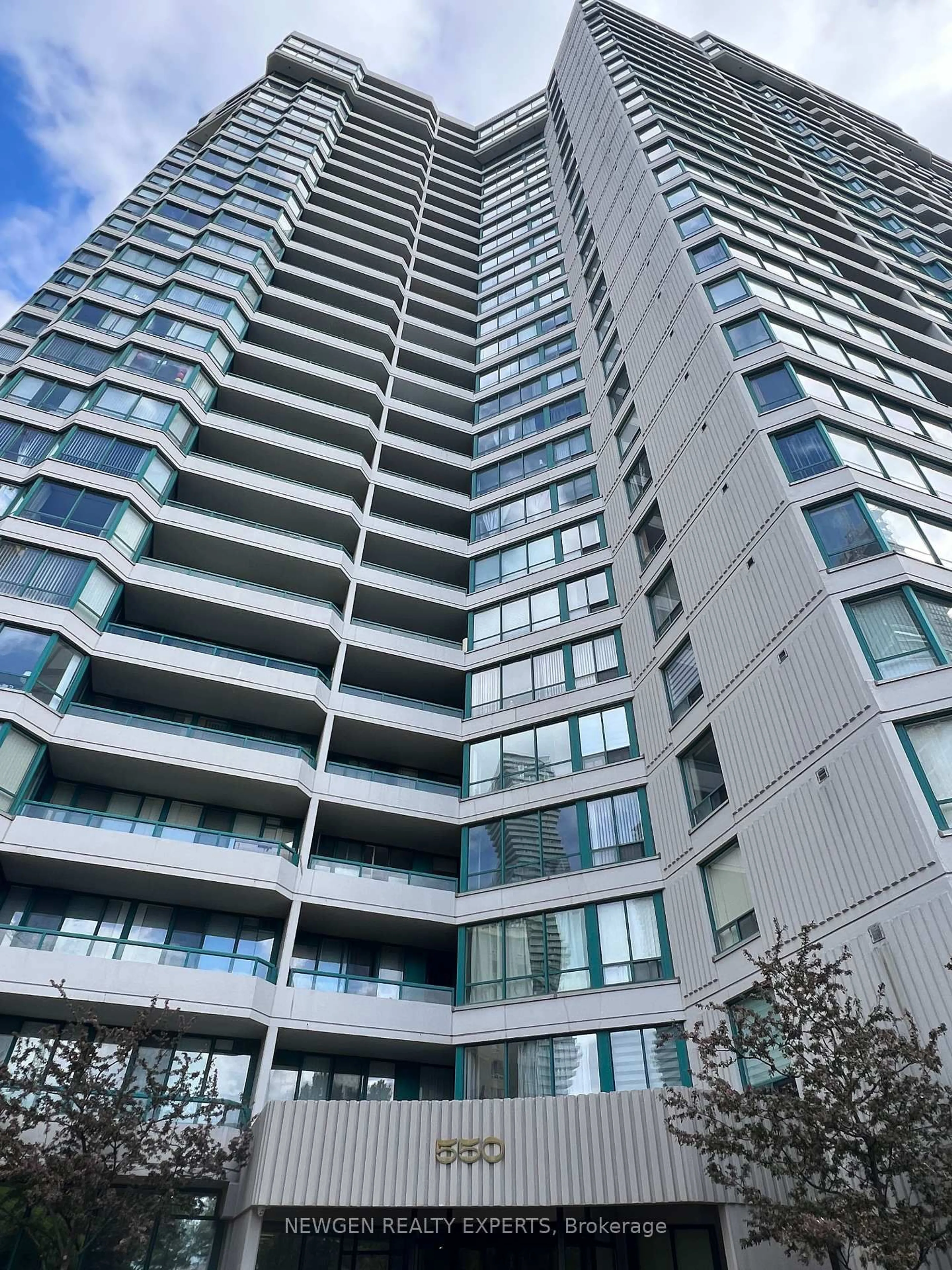 Unknown for 550 Webb Dr #UPH 12, Mississauga Ontario L5B 3Y4