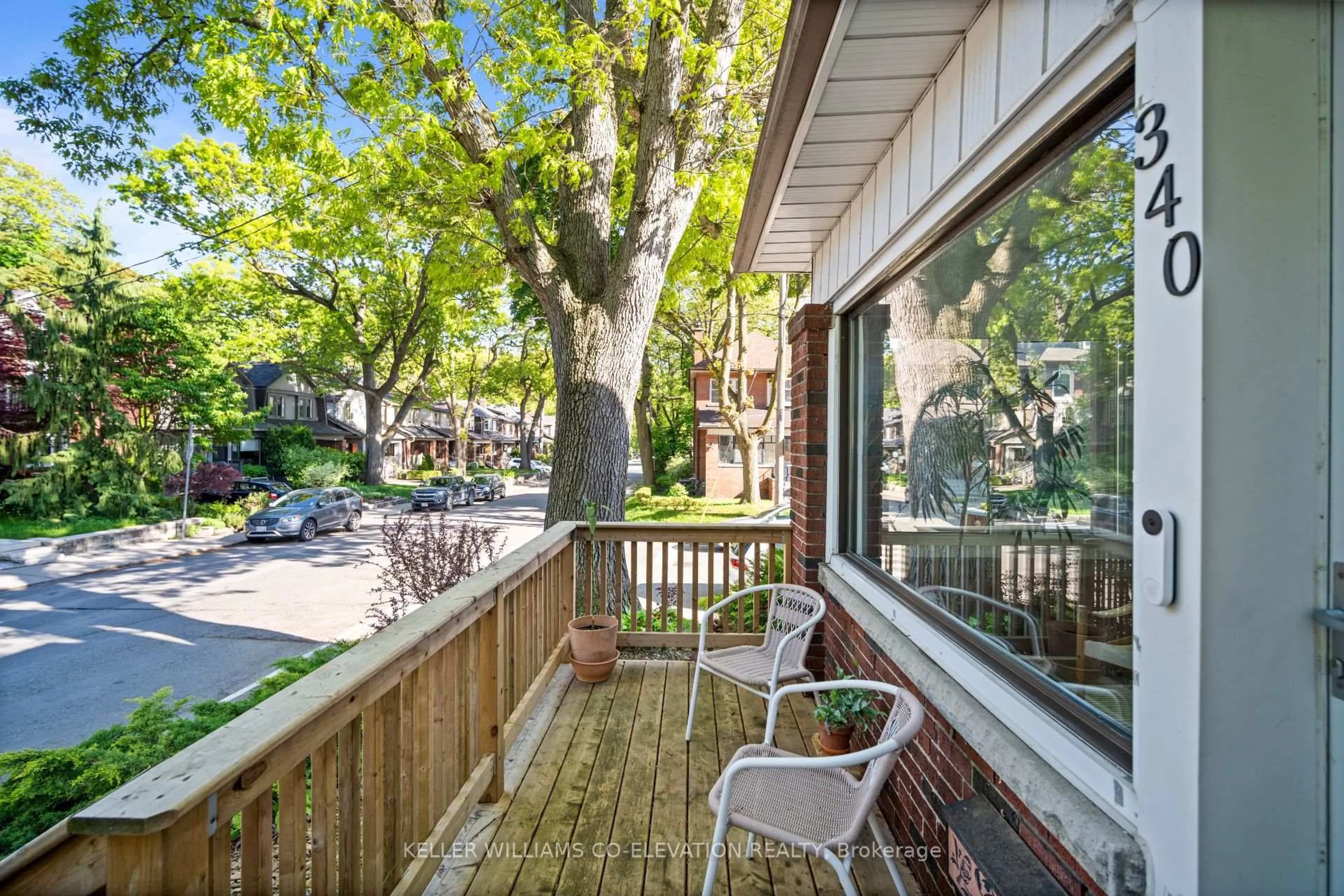 Patio, street for 340 Armadale Ave, Toronto Ontario M6S 3X6