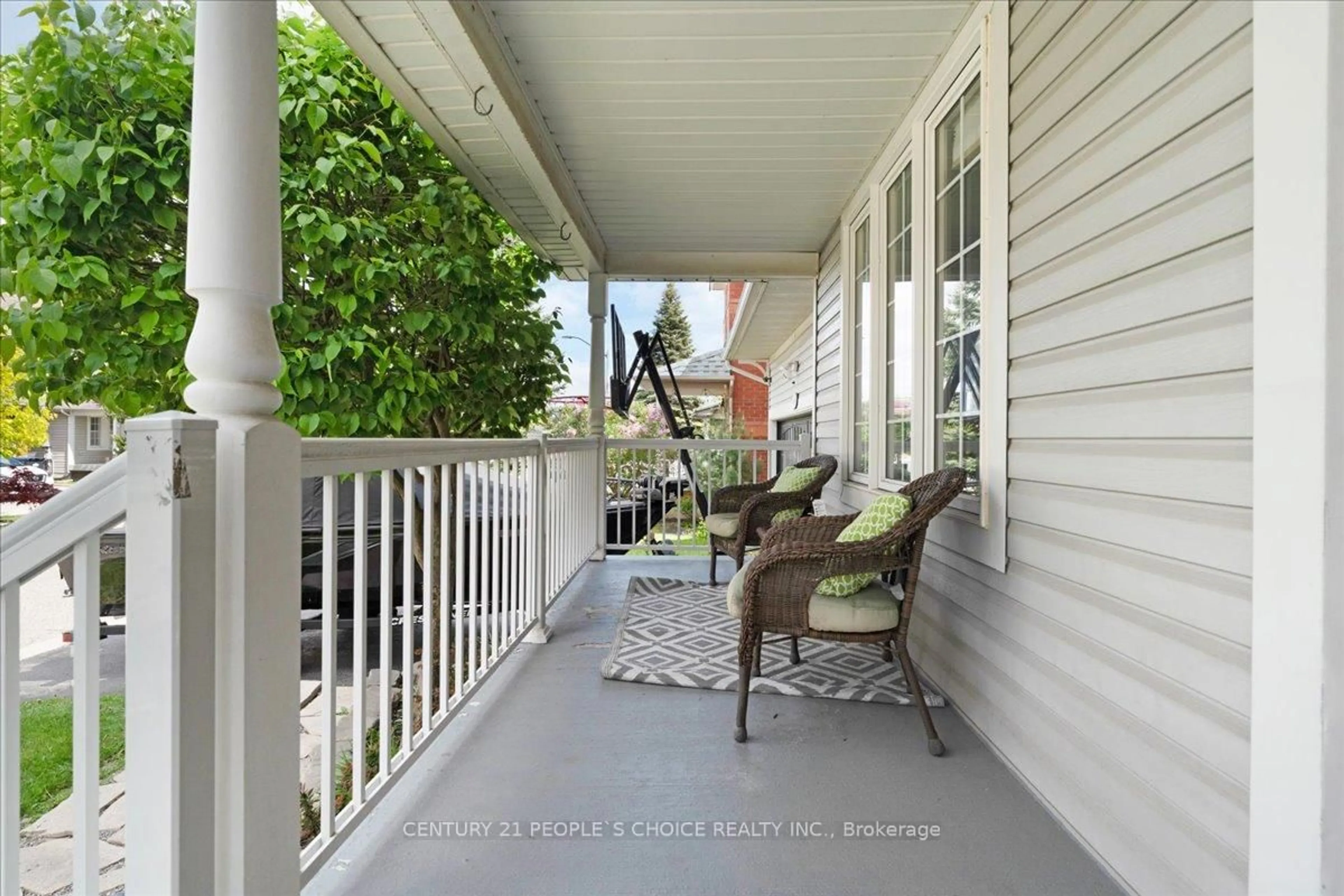 Patio, street for 7084 Walworth Crt, Mississauga Ontario L5N 7L4
