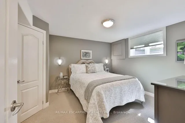 Additional property image - 980 Gorton Ave
