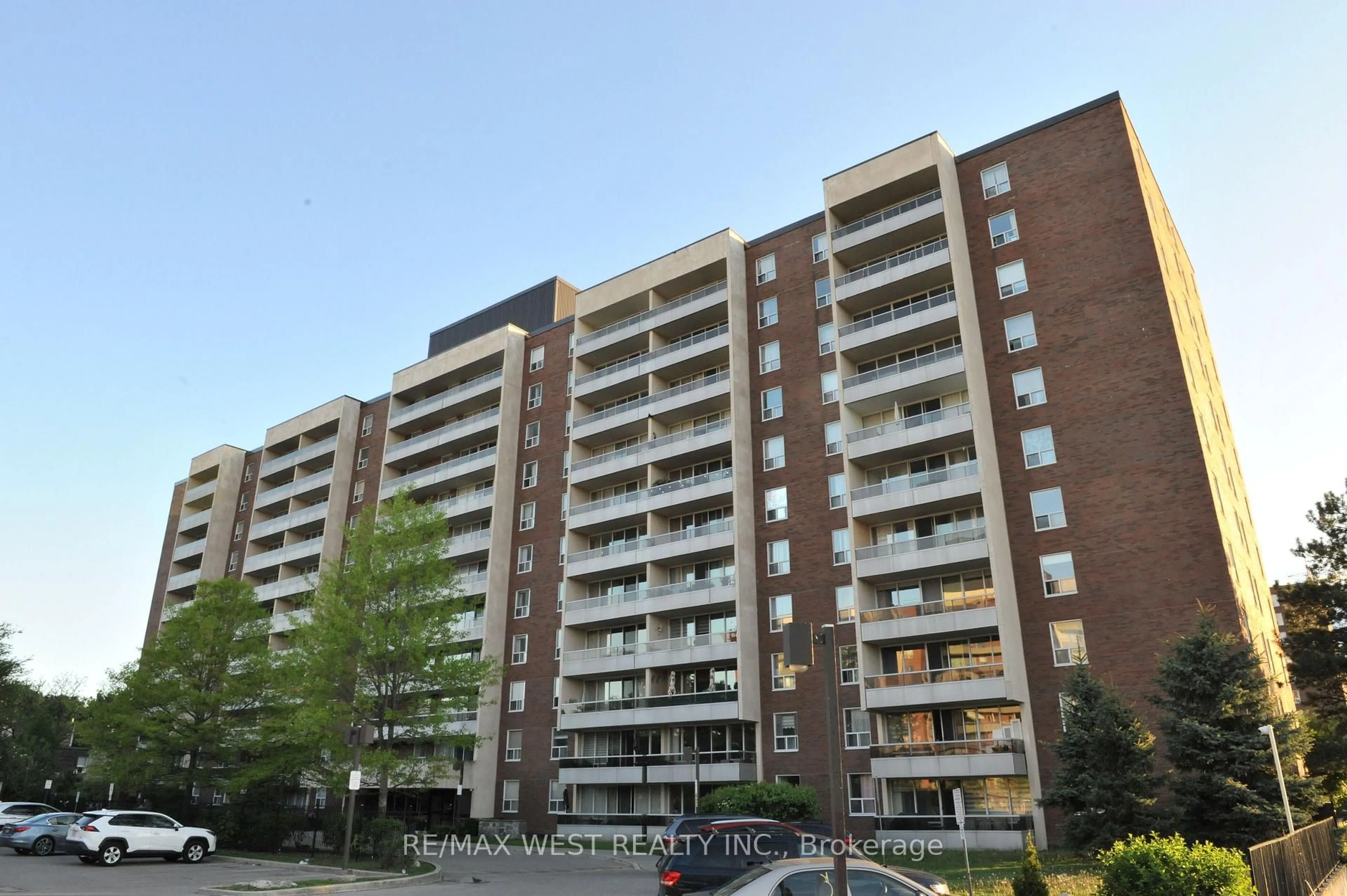 Balcony in the apartment, unknown for 25 Four Winds Dr #606, Toronto Ontario M3J 1K8