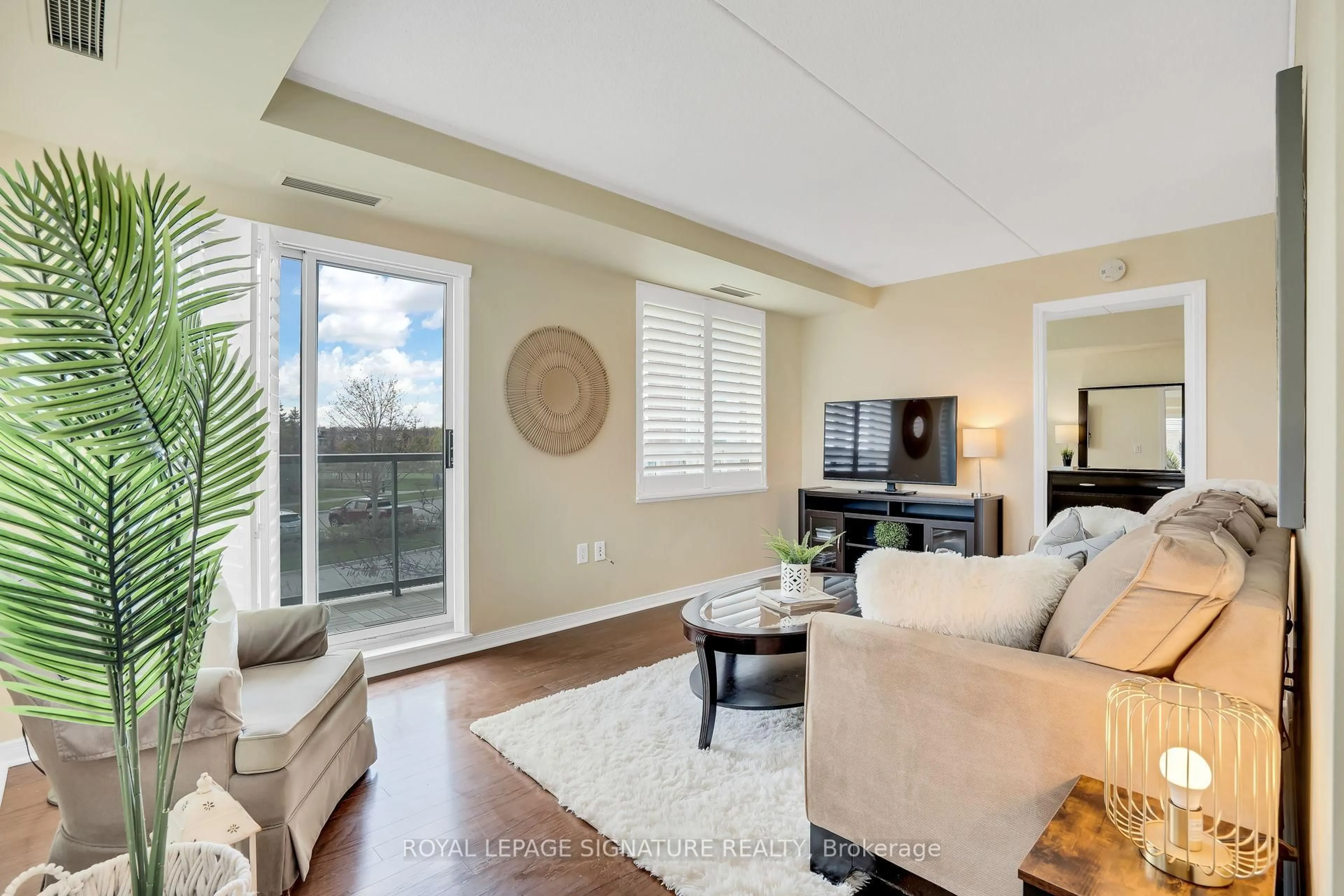 Living room with furniture, unknown for 55 Via Rosedale #206, Brampton Ontario L6R 0V1