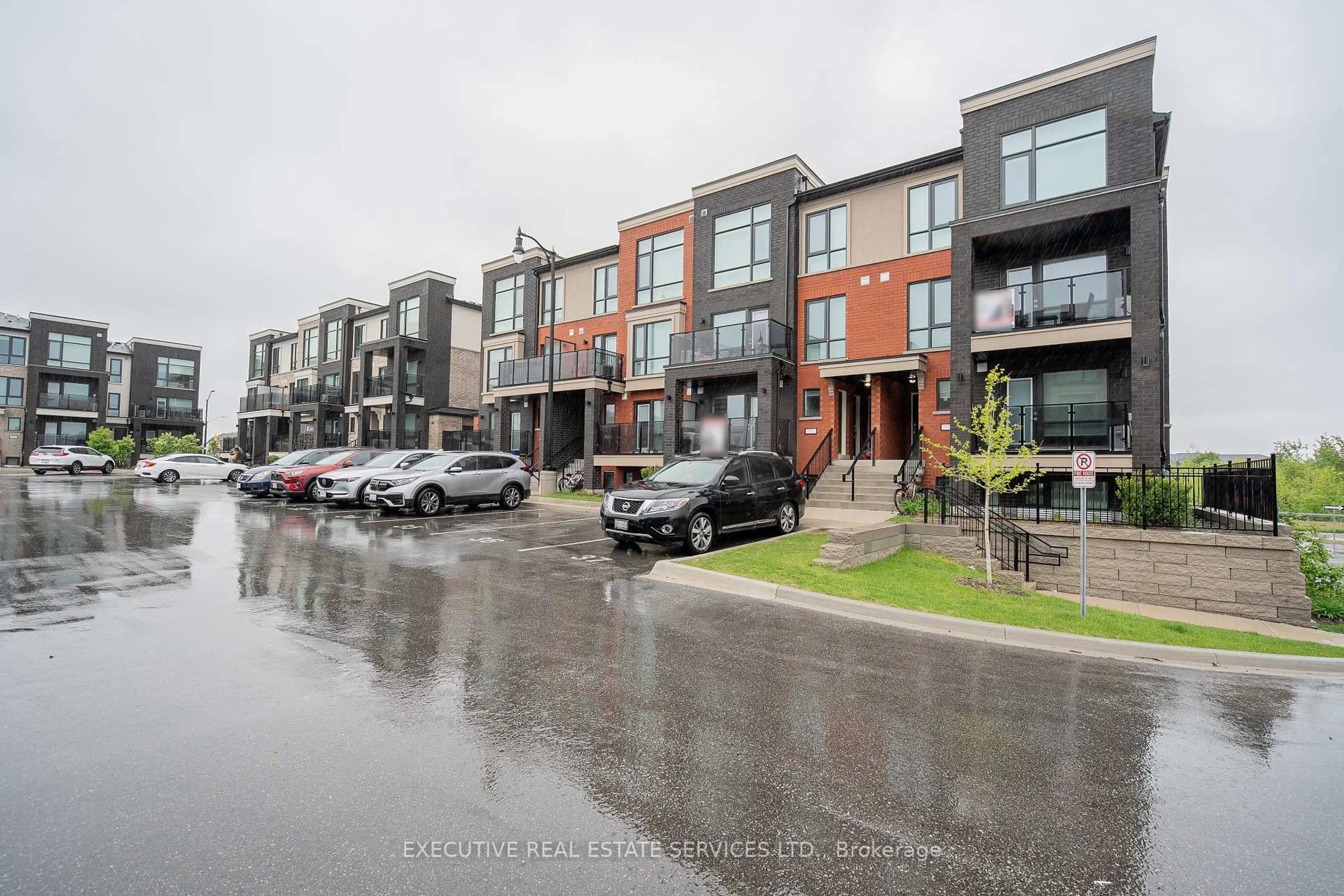 Unknown for 195 Veterans Dr #10, Brampton Ontario L7A 5L2