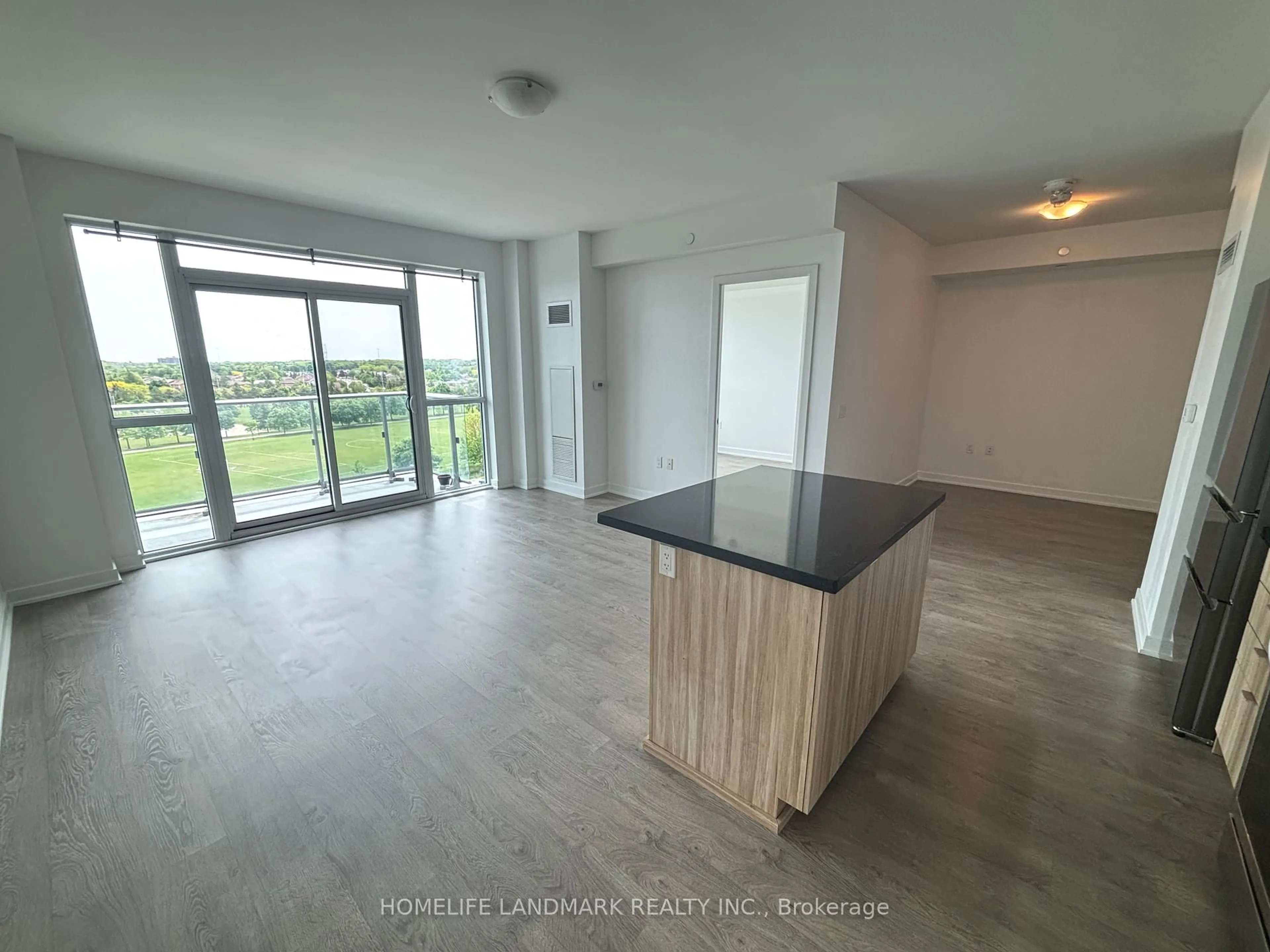 Unknown for 4677 Glen Erin Dr #604, Mississauga Ontario L5M 2E3