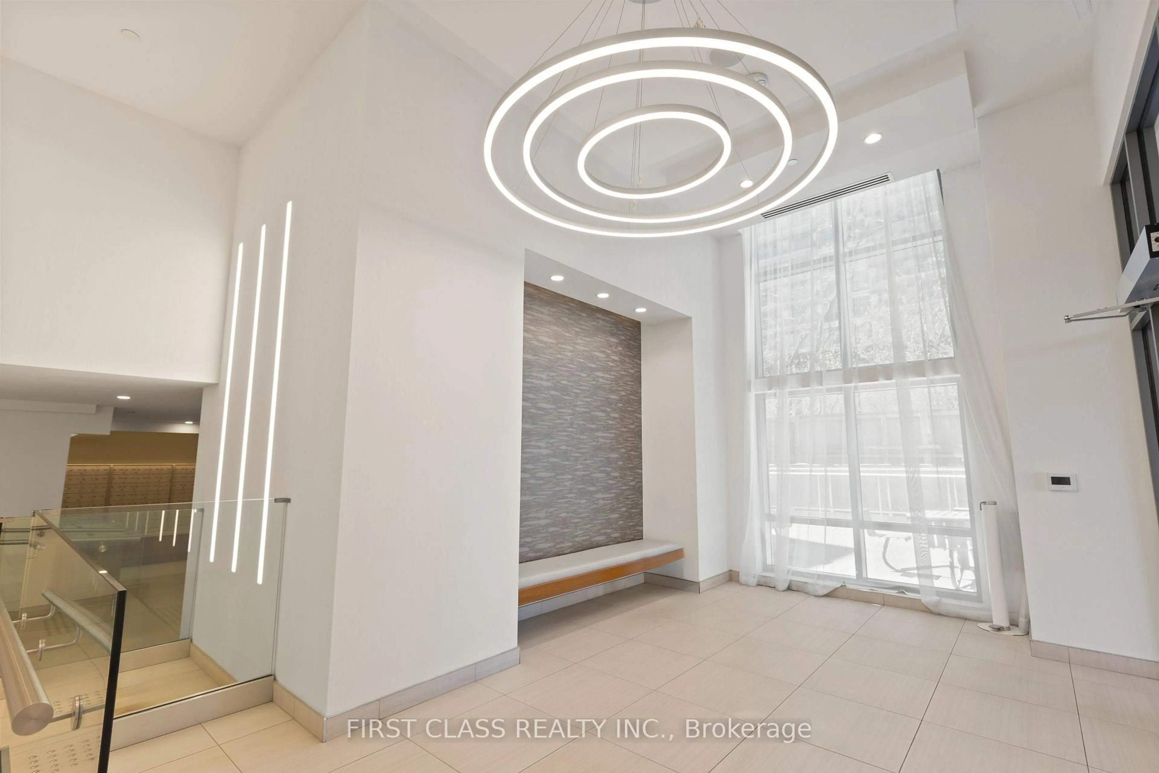 Indoor foyer for 70 Annie Craig Dr #4802, Toronto Ontario M8V 0G2