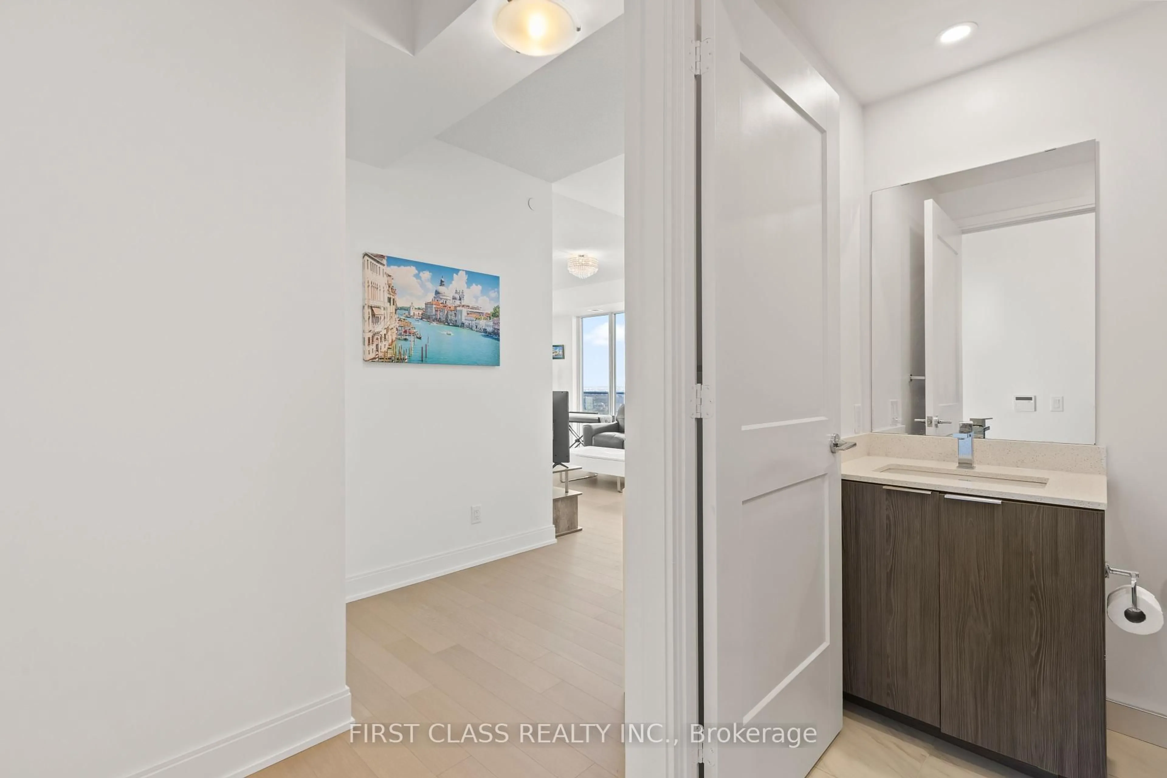 Indoor entryway for 70 Annie Craig Dr #4802, Toronto Ontario M8V 0G2
