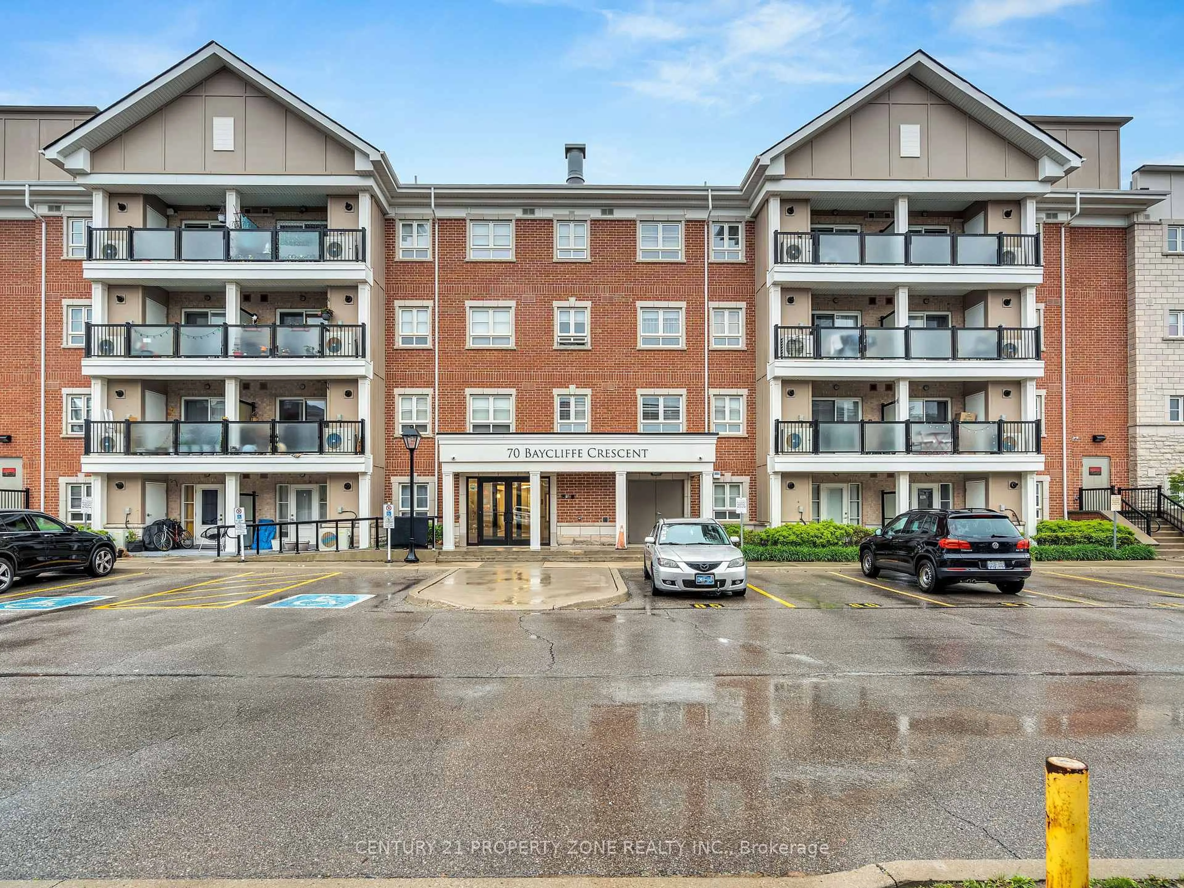 A pic from outside/outdoor area/front of a property/back of a property/a pic from drone, building for 70 Baycliffe Cres #205, Brampton Ontario L7A 0Z5