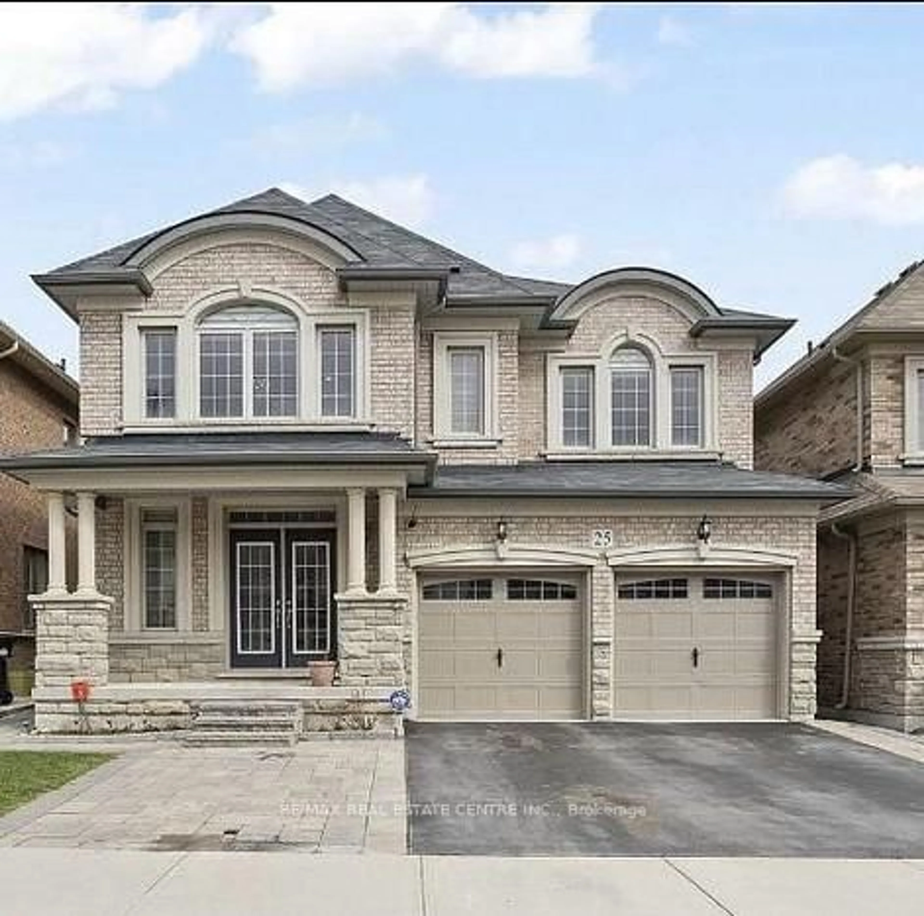 Home with brick exterior material, street for 25 Hammerhead Rd, Brampton Ontario L7A 0G4