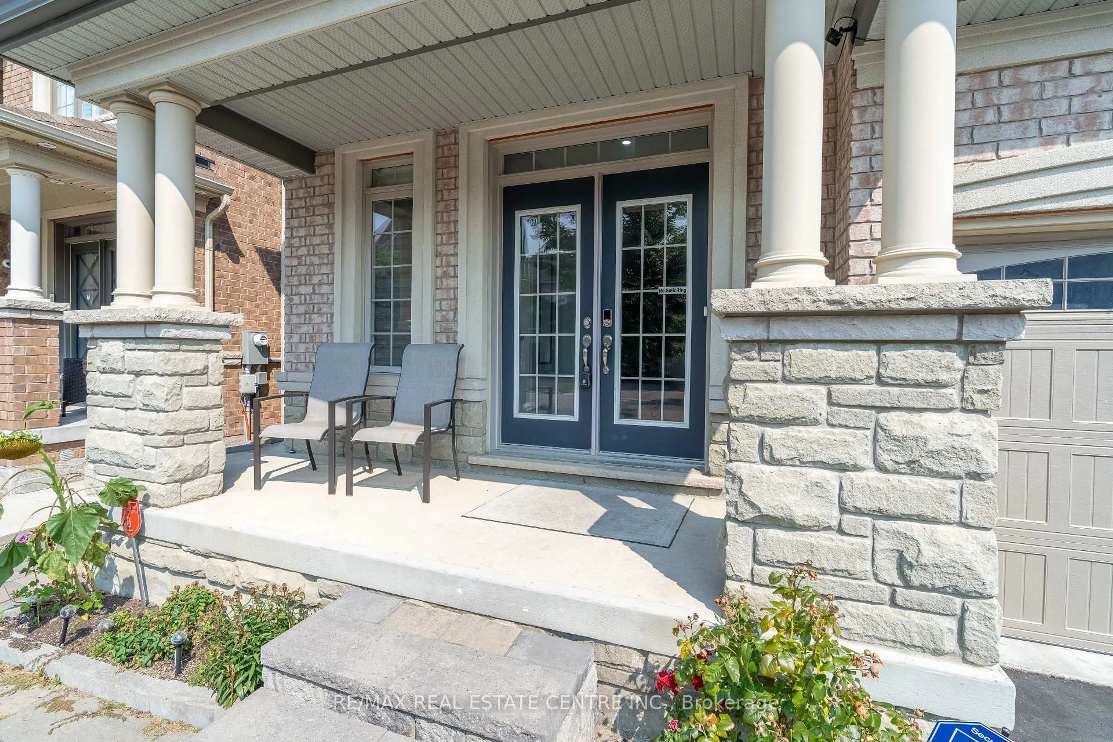 Unknown for 25 Hammerhead Rd, Brampton Ontario L7A 0G4