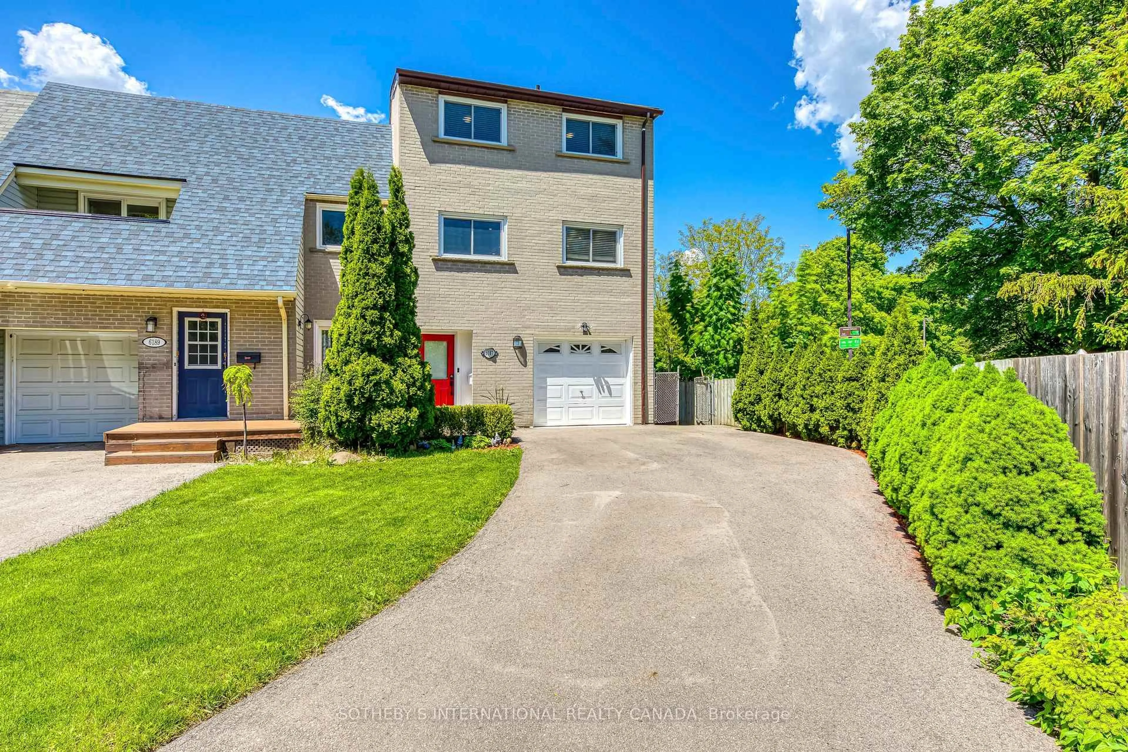 Unknown for 6187 Townwood Crt, Mississauga Ontario L5N 2L4
