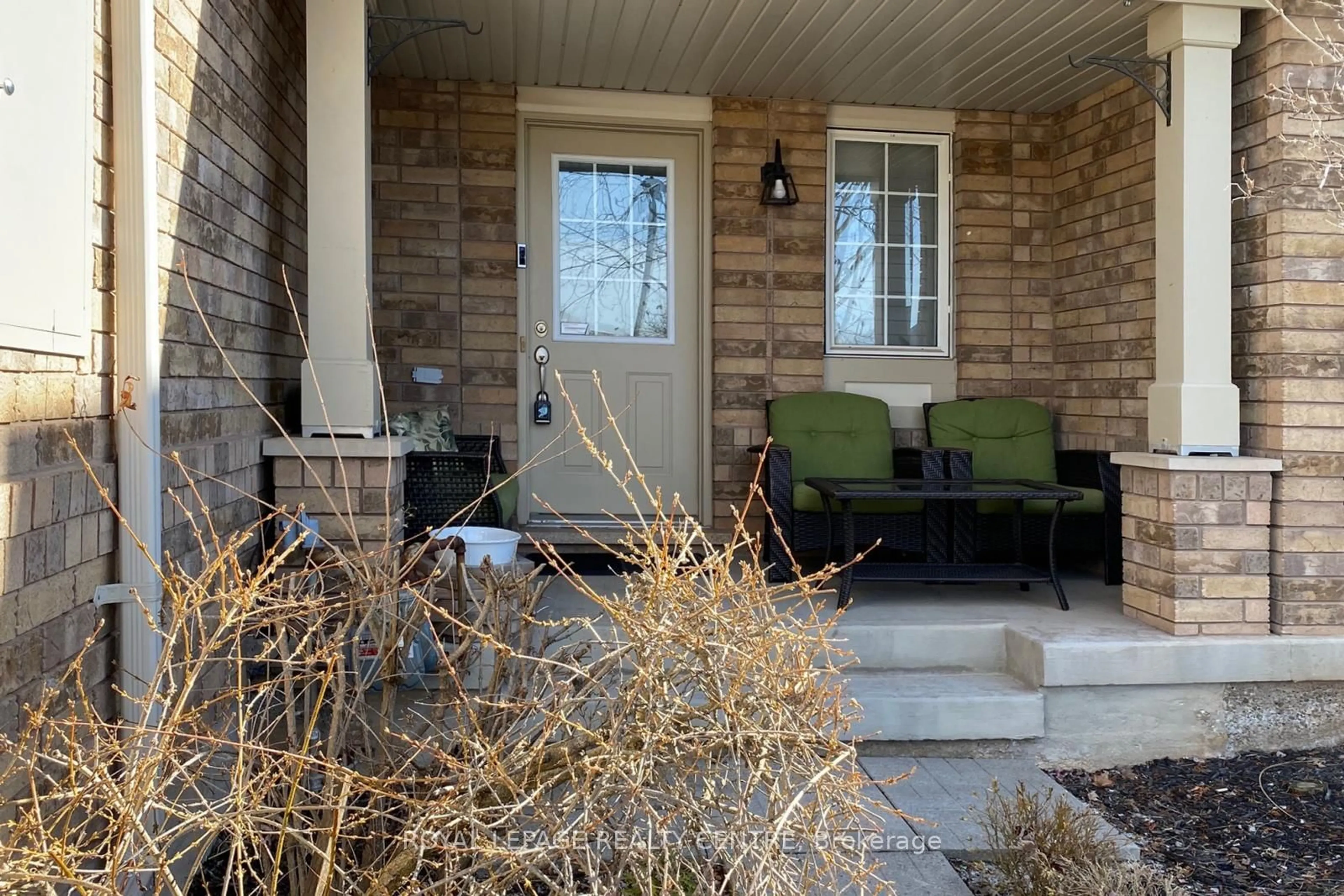 Patio, street for 2418 Baintree Cres, Oakville Ontario L6M 4W9