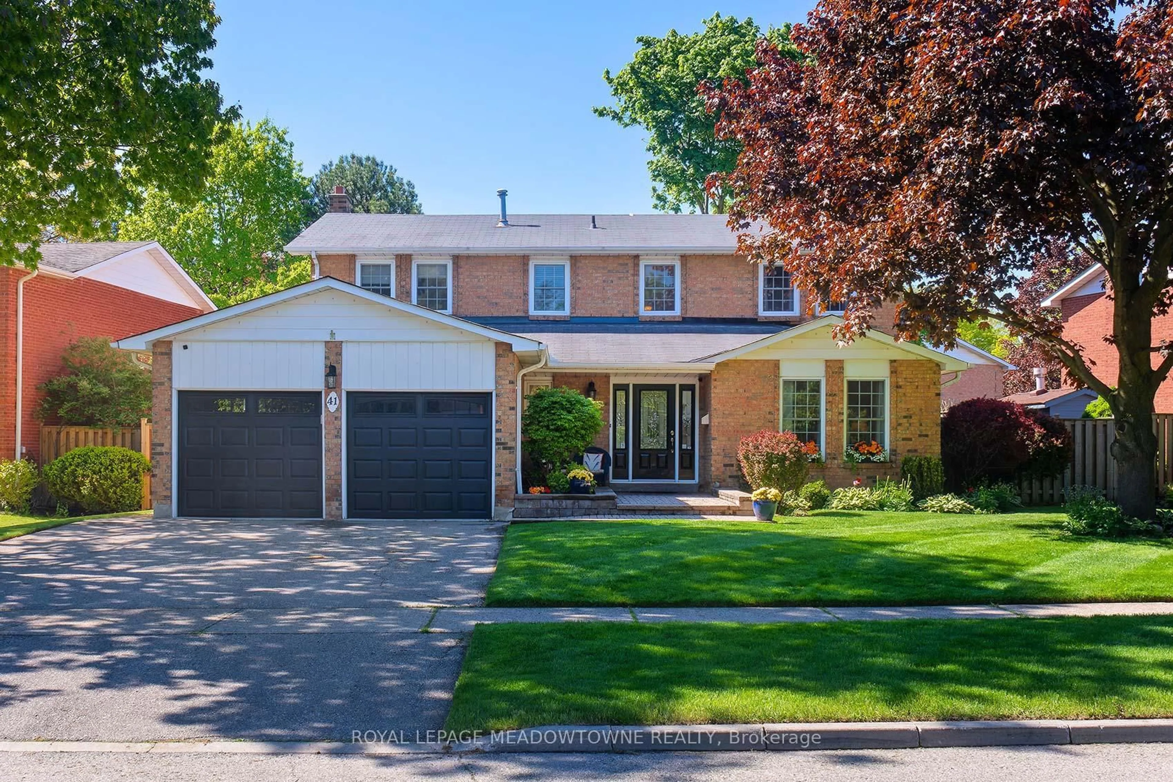 Home with brick exterior material, street for 41 Steen Dr, Mississauga Ontario L5N 2V3
