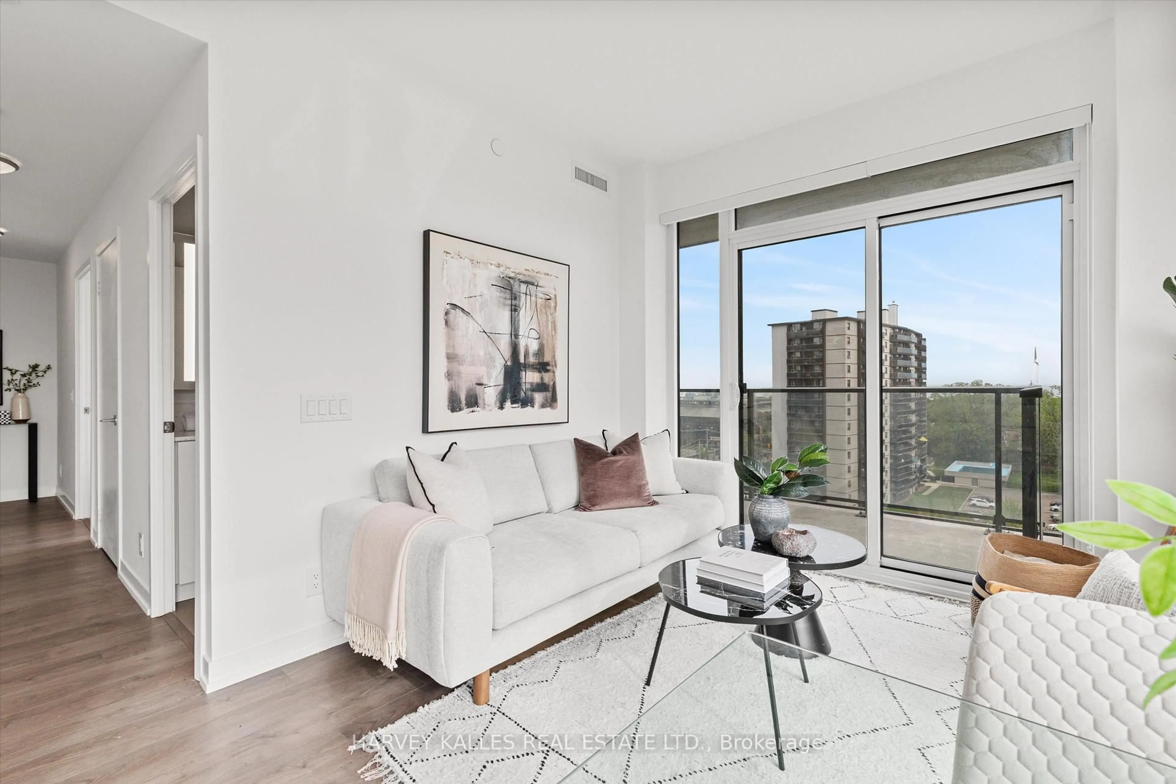 Living room with furniture, unknown for 270 Dufferin St #708, Toronto Ontario M6K 0H8