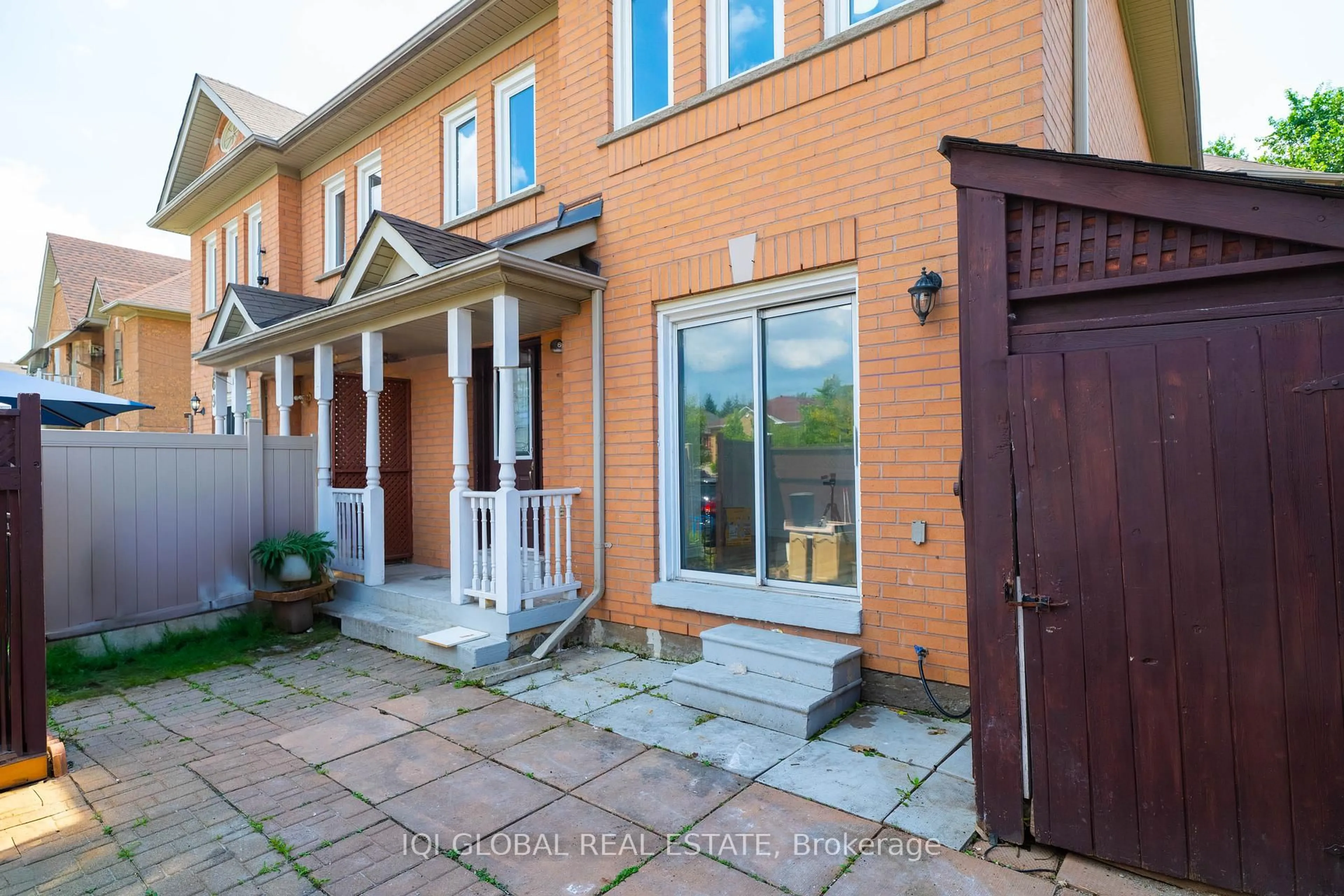 Unknown for 63 Pressed Brick Dr, Brampton Ontario L6V 4K5