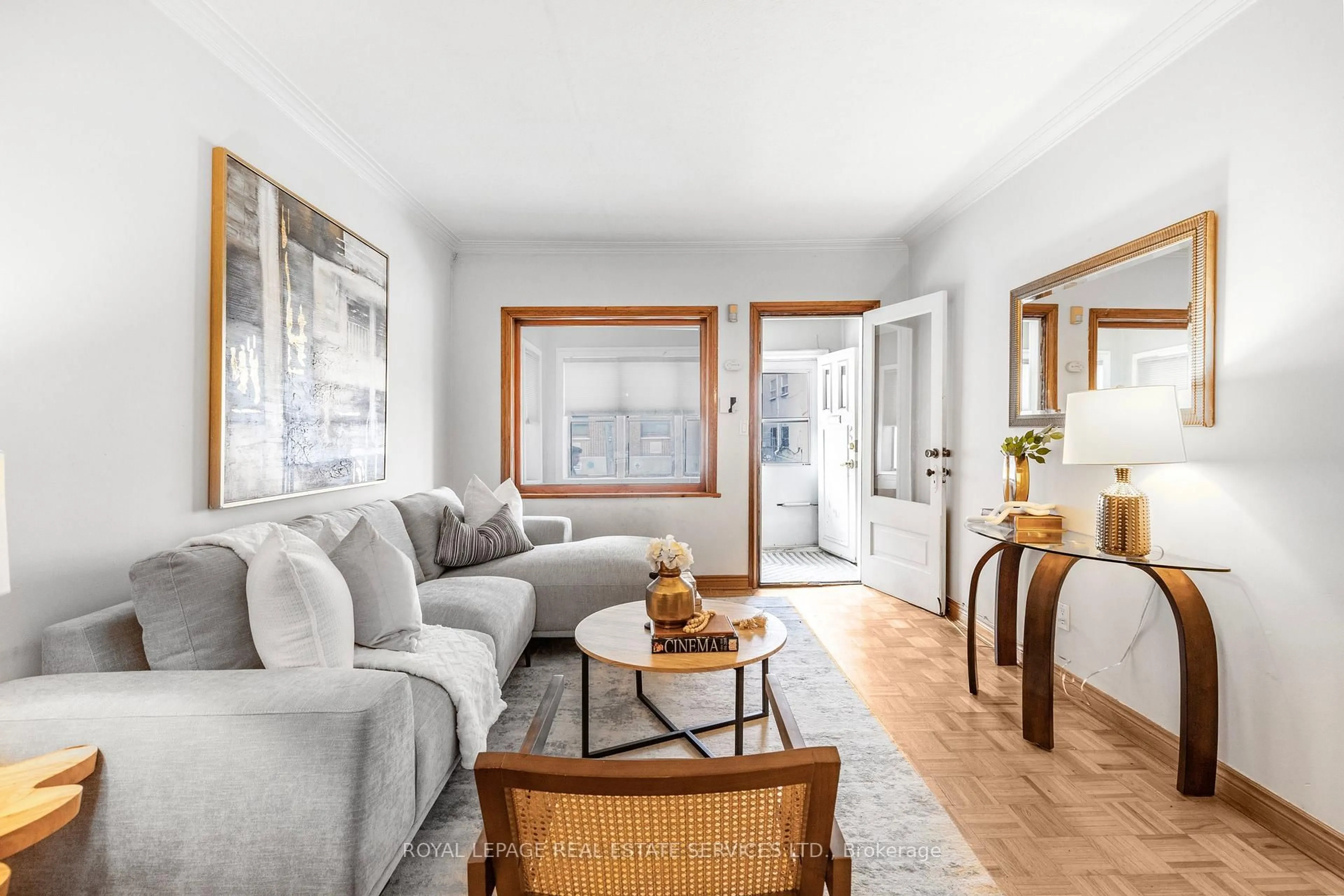 Living room with furniture, unknown for 195 Islington Ave, Toronto Ontario M8V 3B8