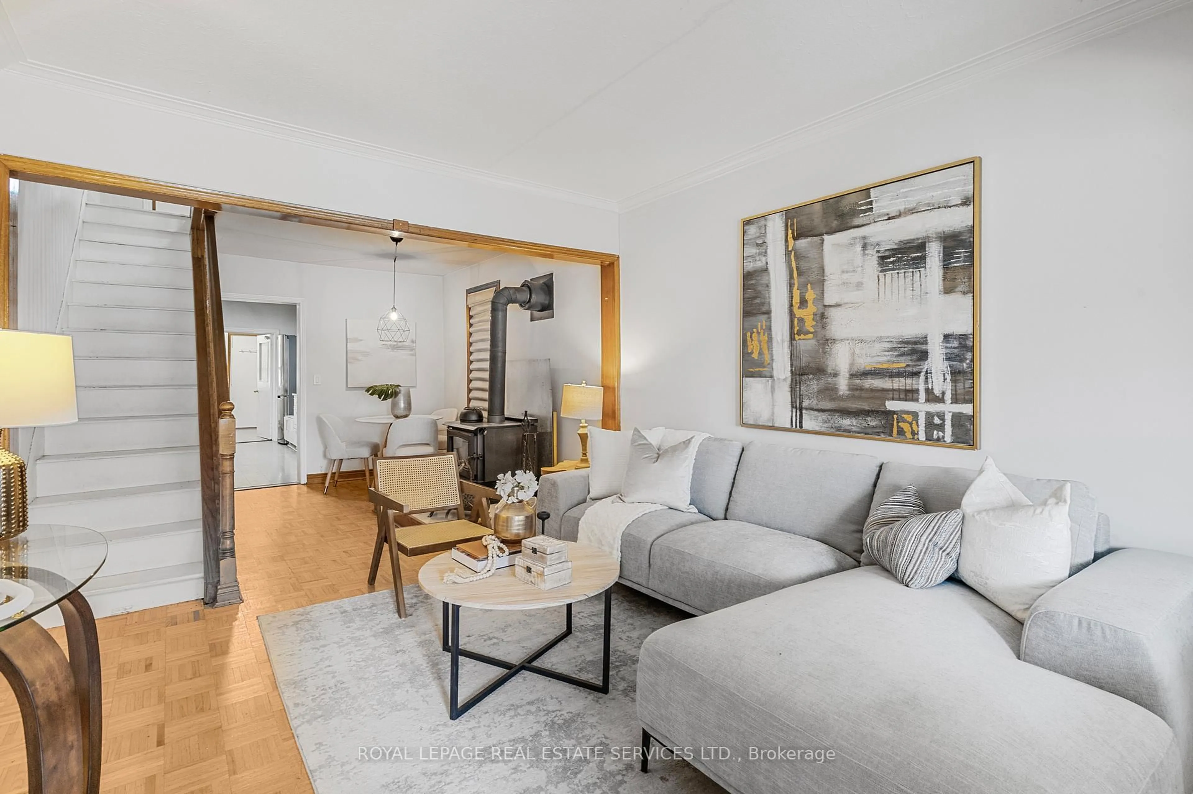 Living room with furniture, unknown for 195 Islington Ave, Toronto Ontario M8V 3B8