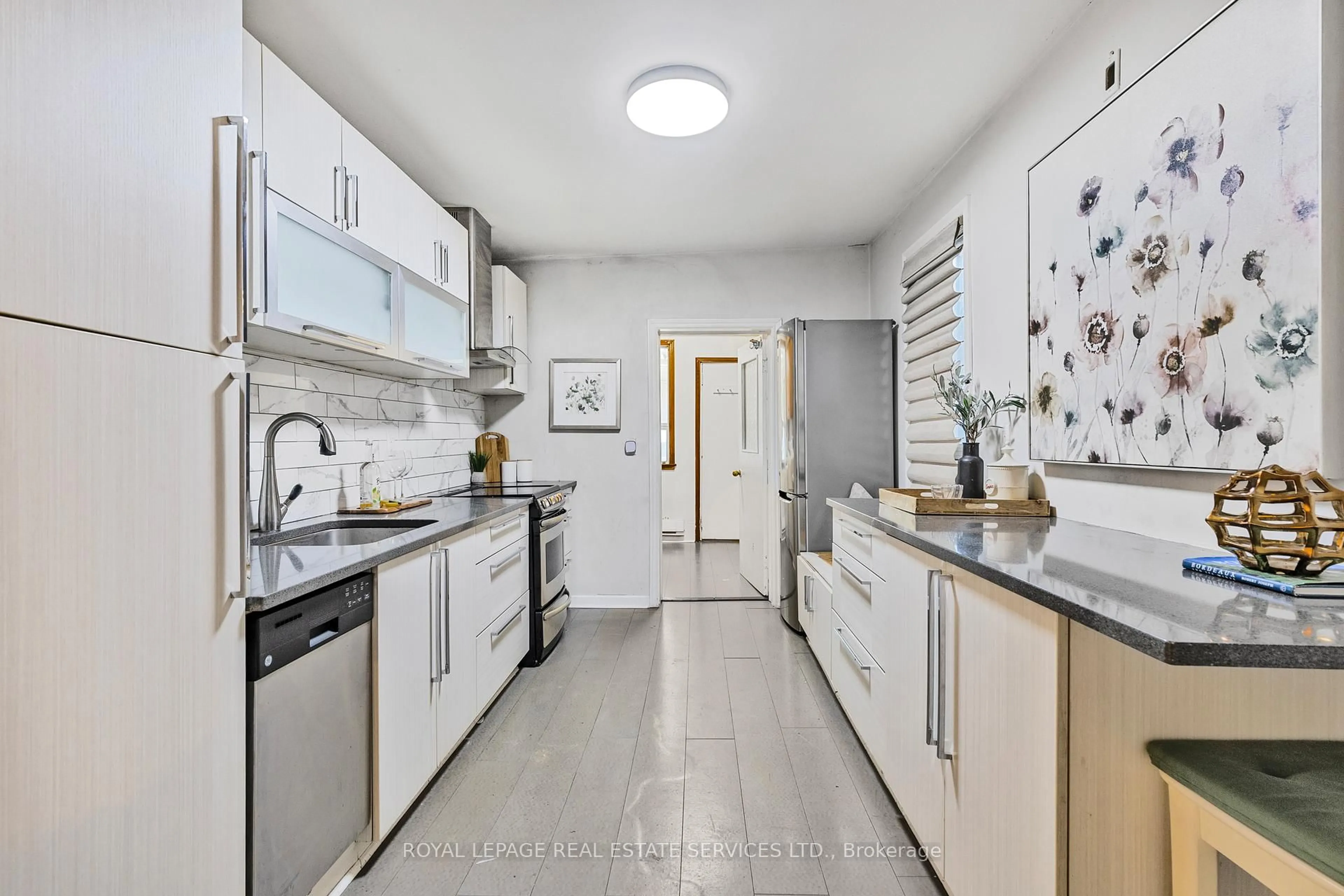 Unknown for 195 Islington Ave, Toronto Ontario M8V 3B8