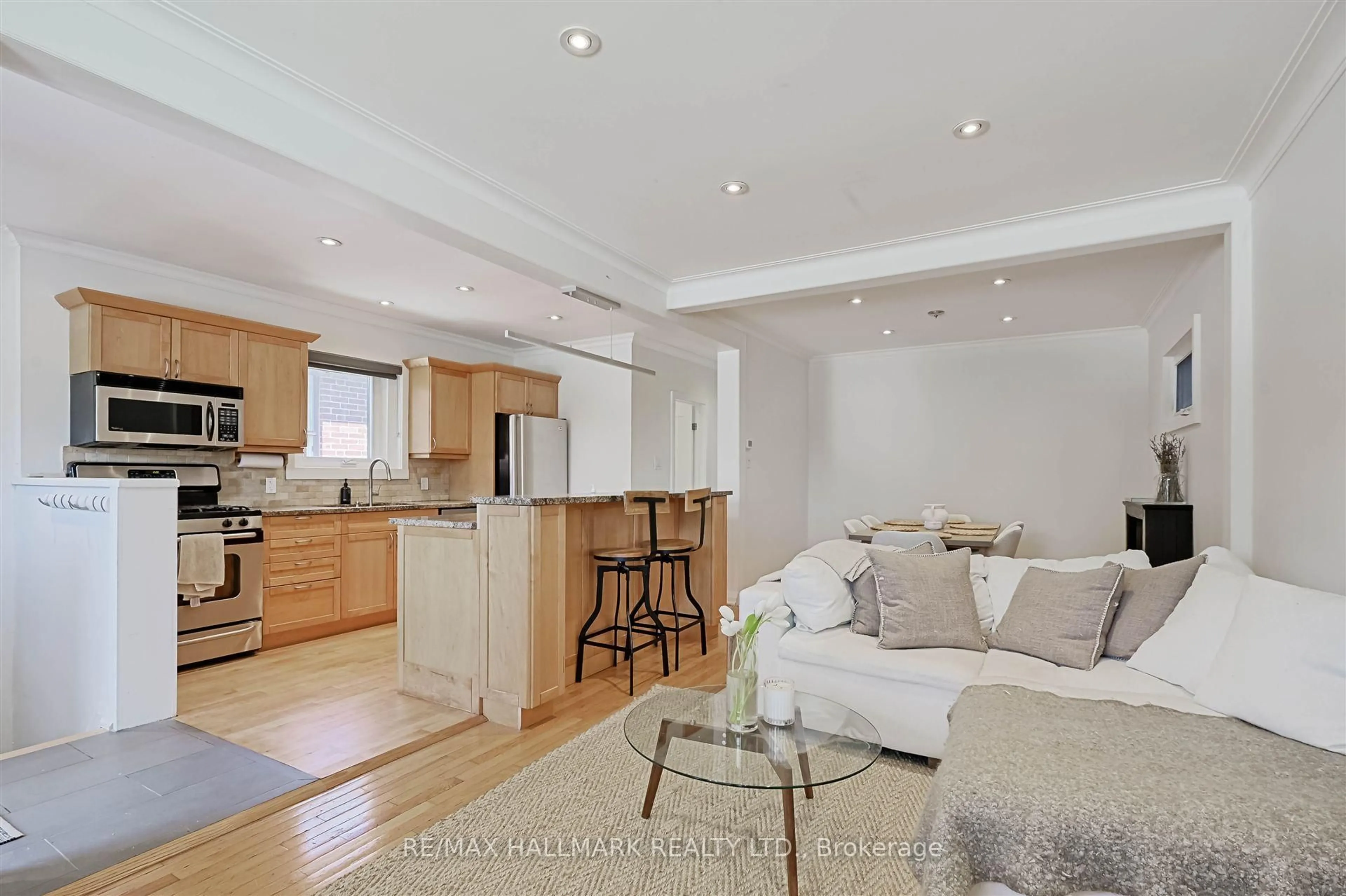 Open concept kitchen, unknown for 479 Ridelle Ave, Toronto Ontario M6B 1K6