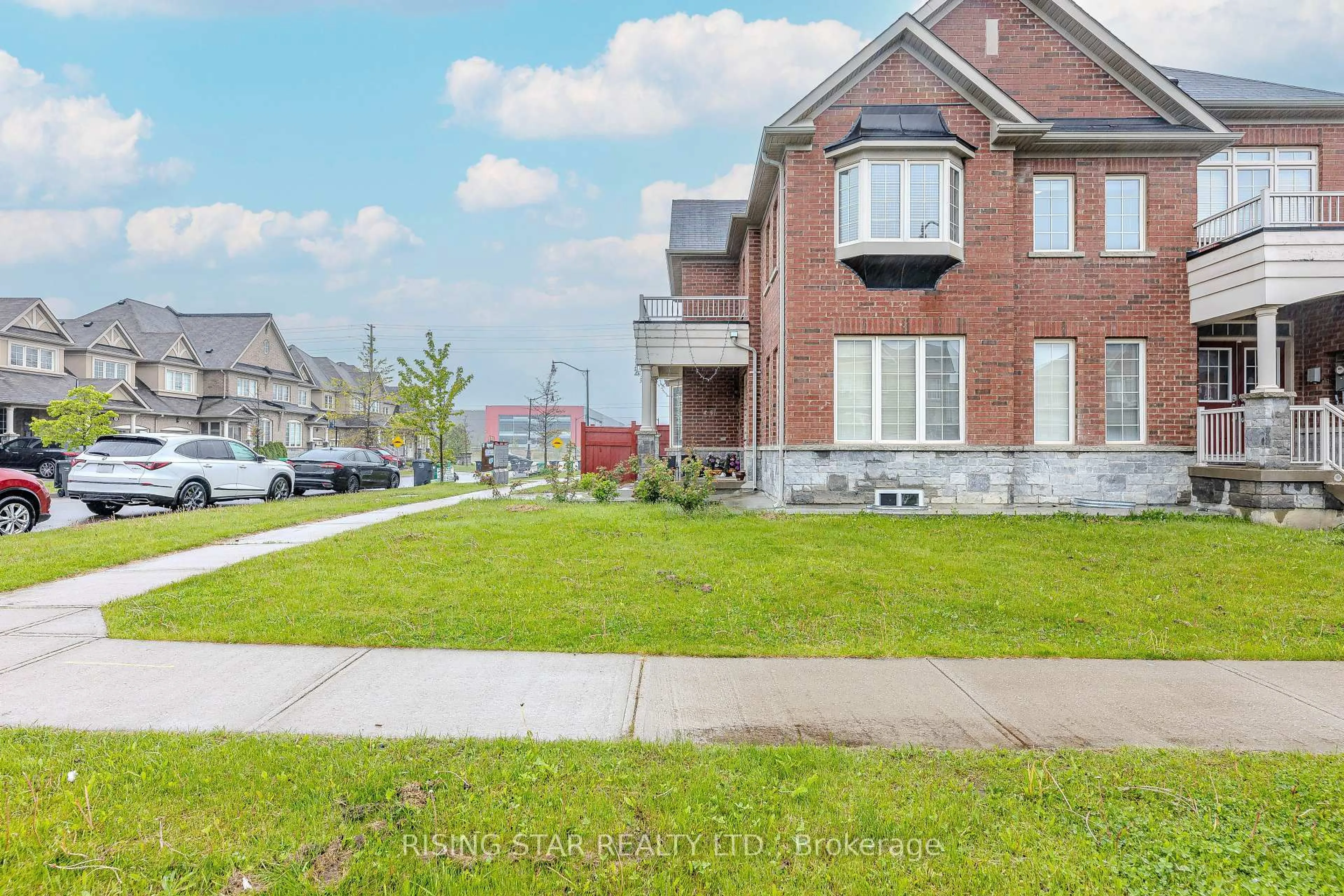 Home with brick exterior material, street for 105 Naperton Dr, Brampton Ontario L6R 3N5