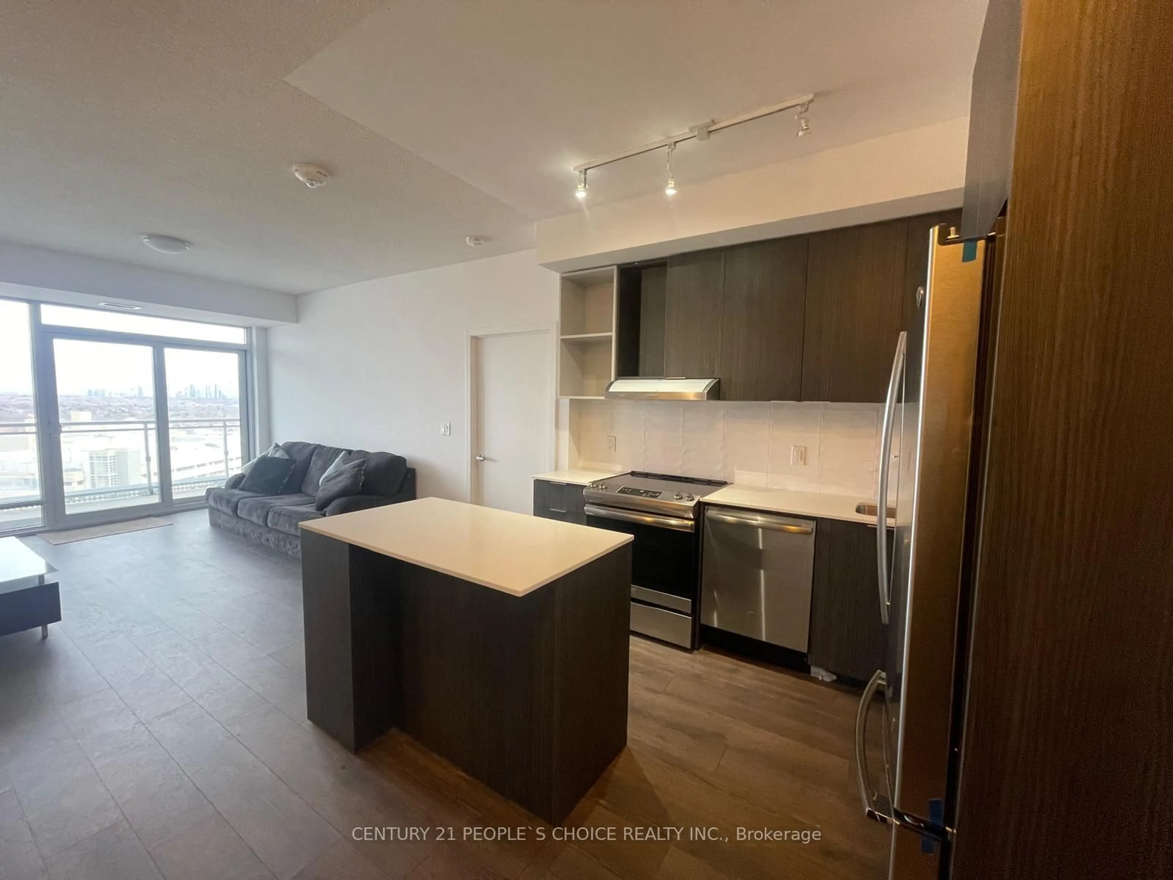 Open concept kitchen, unknown for 2520 Eglinton Ave #810, Mississauga Ontario L5M 0Y4