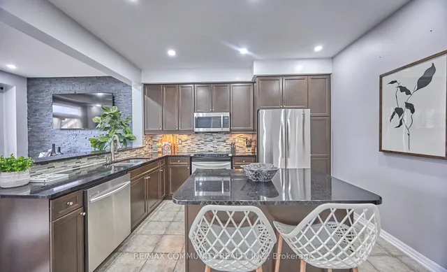 Additional property image - 96 Kendall Dr
