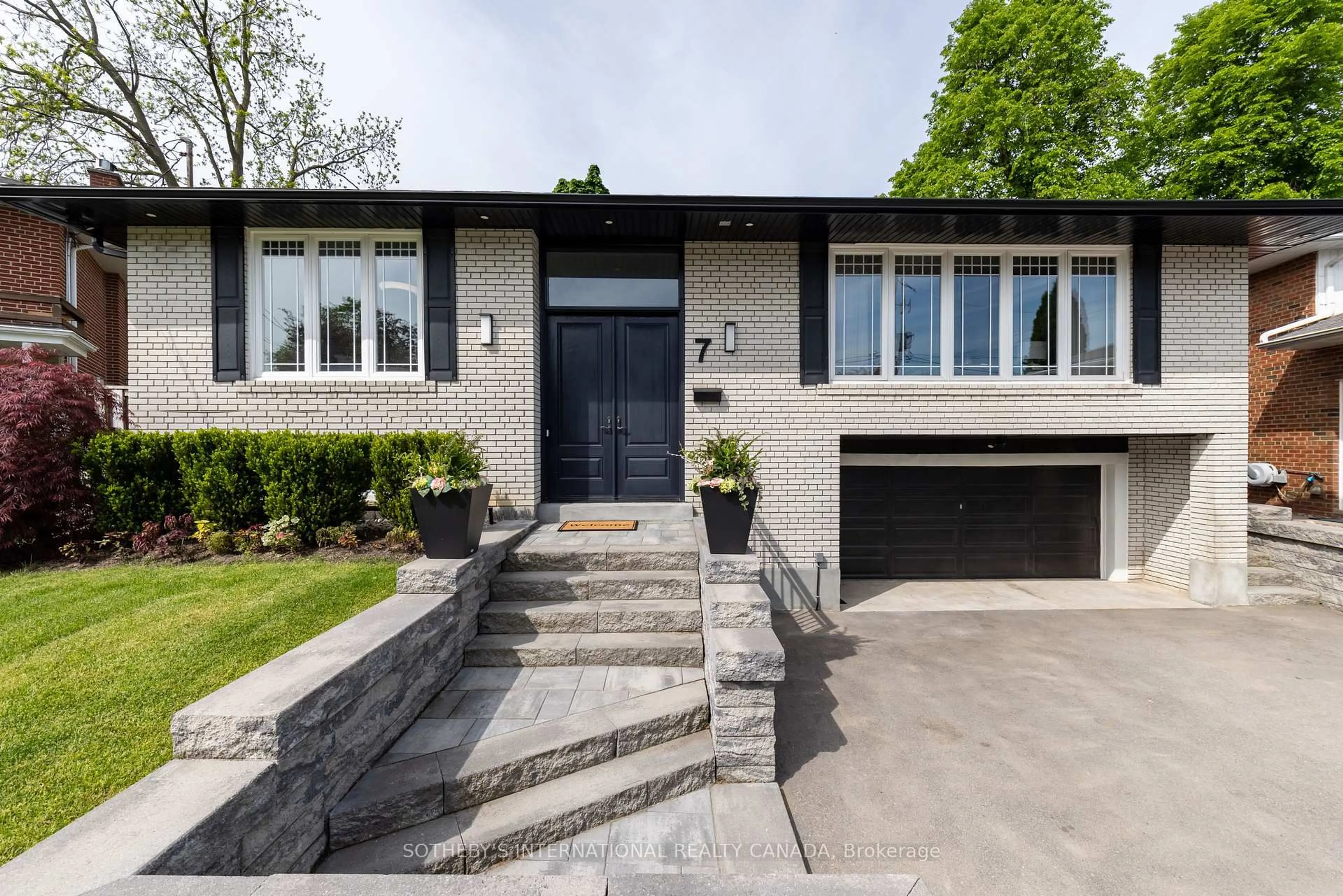 Home with brick exterior material, street for 7 Welbrooke Pl, Toronto Ontario M9B 5A3