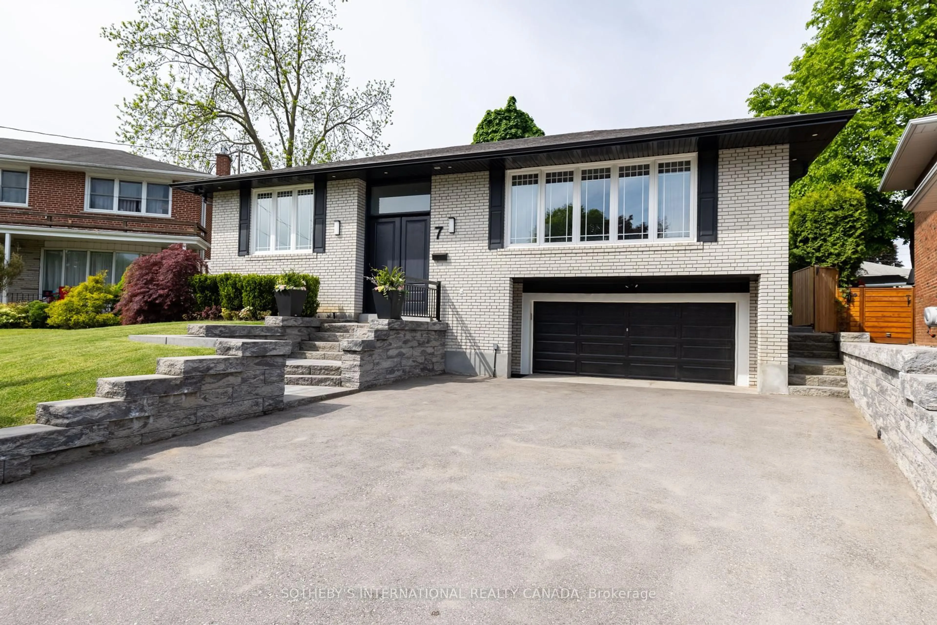 Home with brick exterior material, street for 7 Welbrooke Pl, Toronto Ontario M9B 5A3