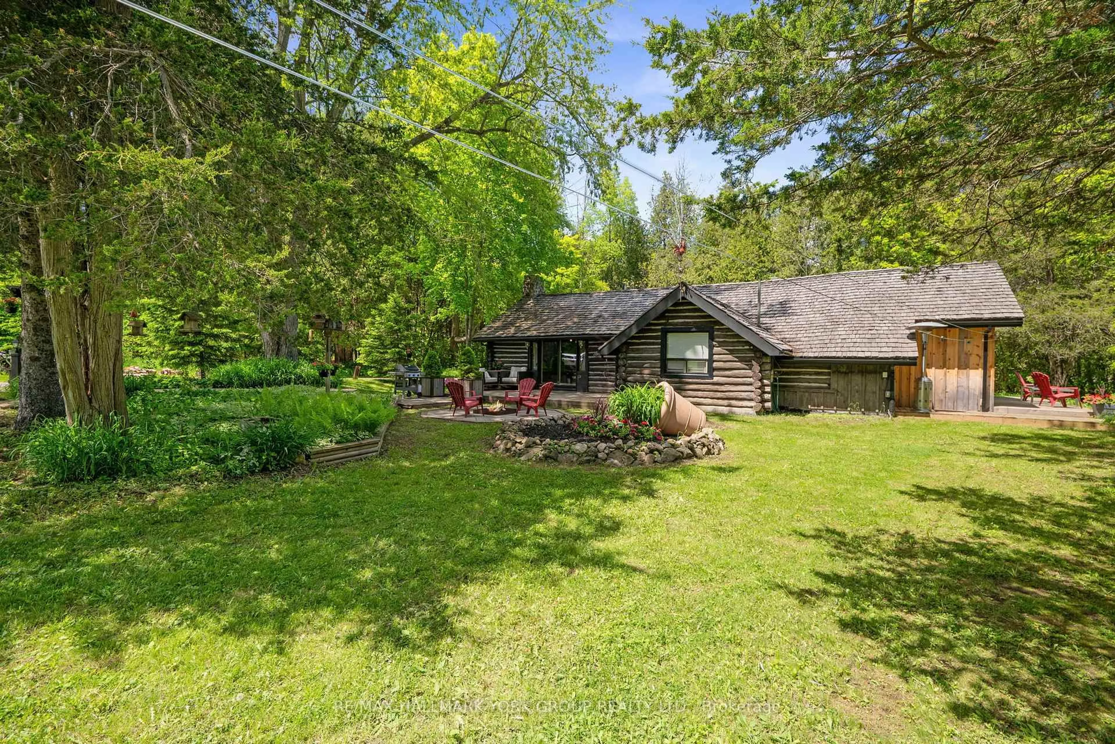 A pic from outside/outdoor area/front of a property/back of a property/a pic from drone, water/lake/river/ocean view for 16590 Hurontario St, Caledon Ontario L7K 1W3