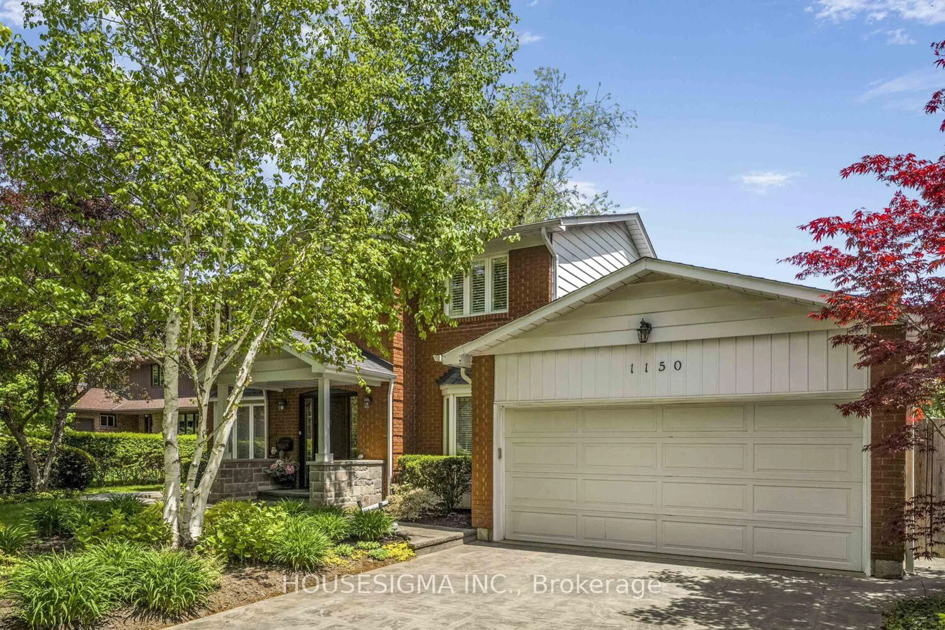 Home with brick exterior material, street for 1150 Cynthia Lane, Oakville Ontario L6J 6A6