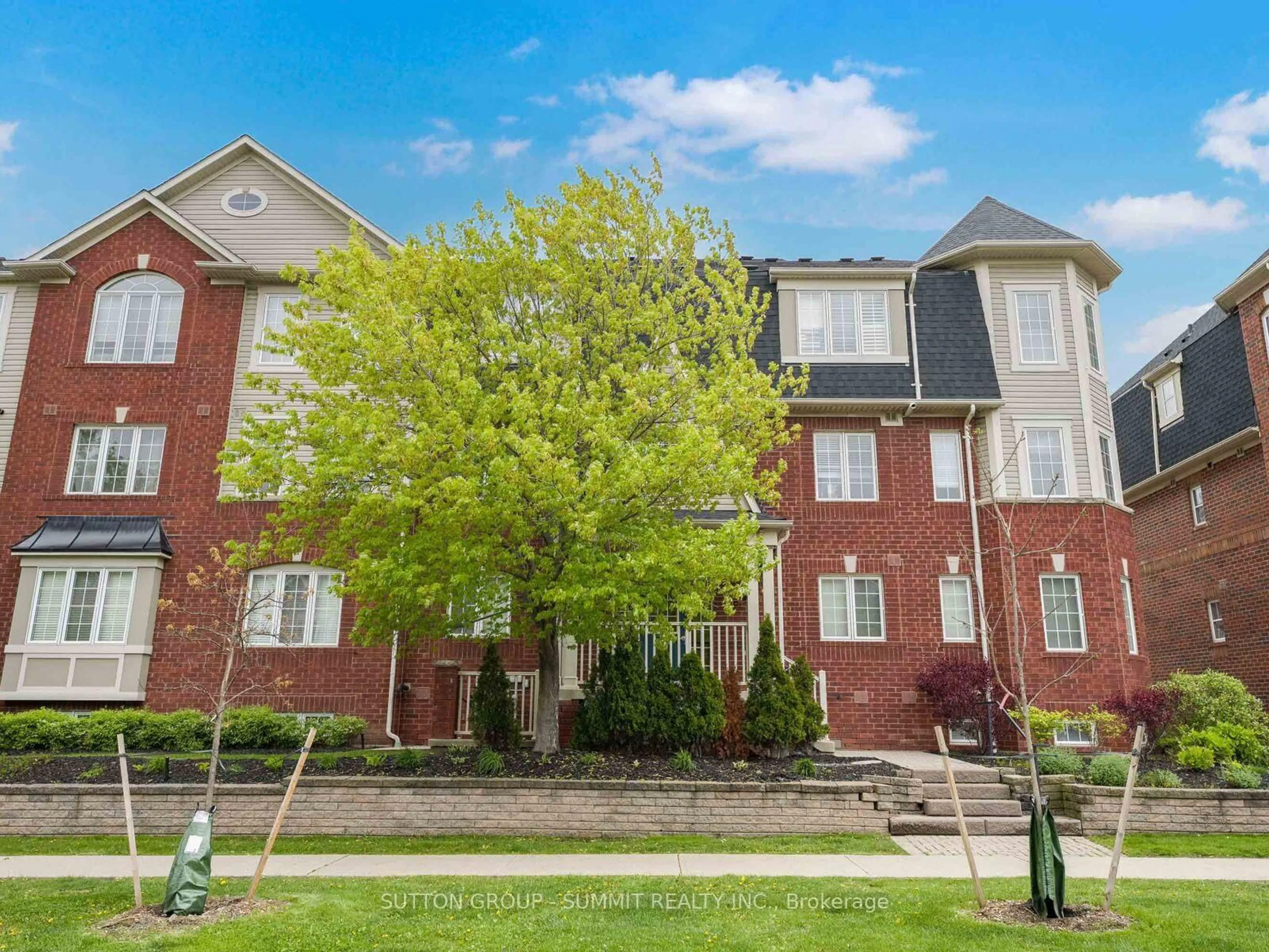 Unknown for 614 Shoreline Dr #3, Mississauga Ontario L5B 0A8