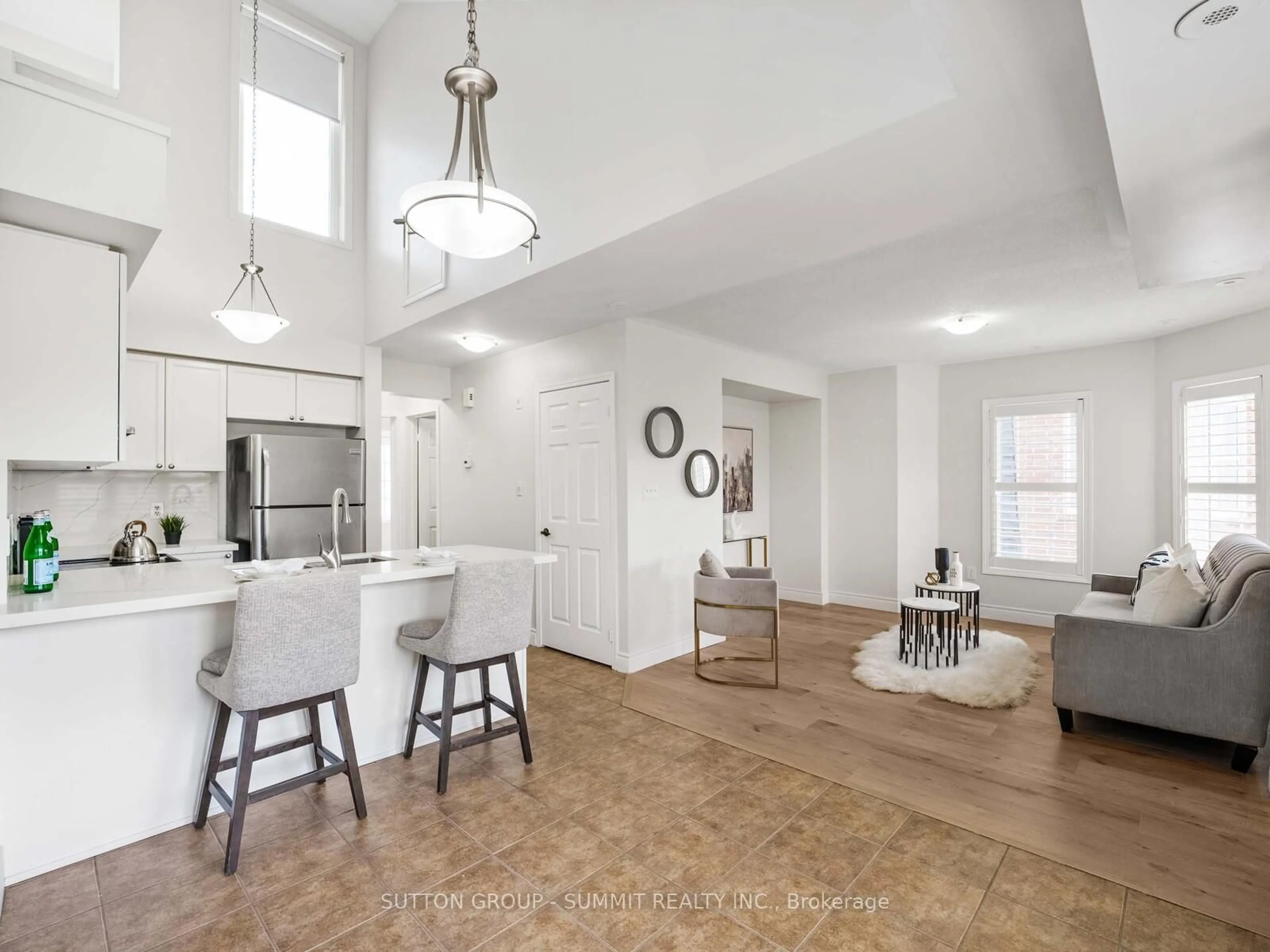 Open concept kitchen, unknown for 614 Shoreline Dr #3, Mississauga Ontario L5B 0A8