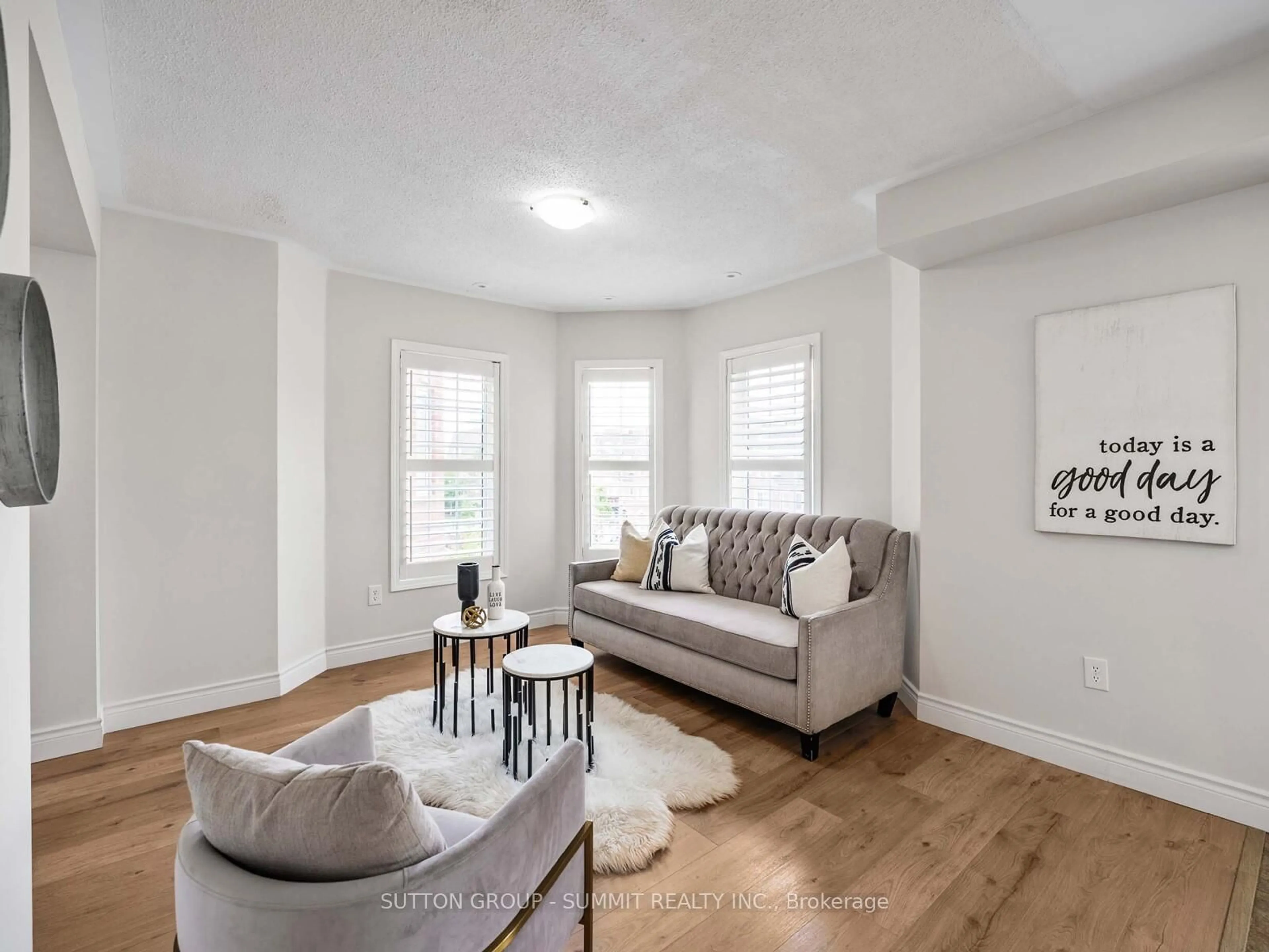 Living room with furniture, unknown for 614 Shoreline Dr #3, Mississauga Ontario L5B 0A8