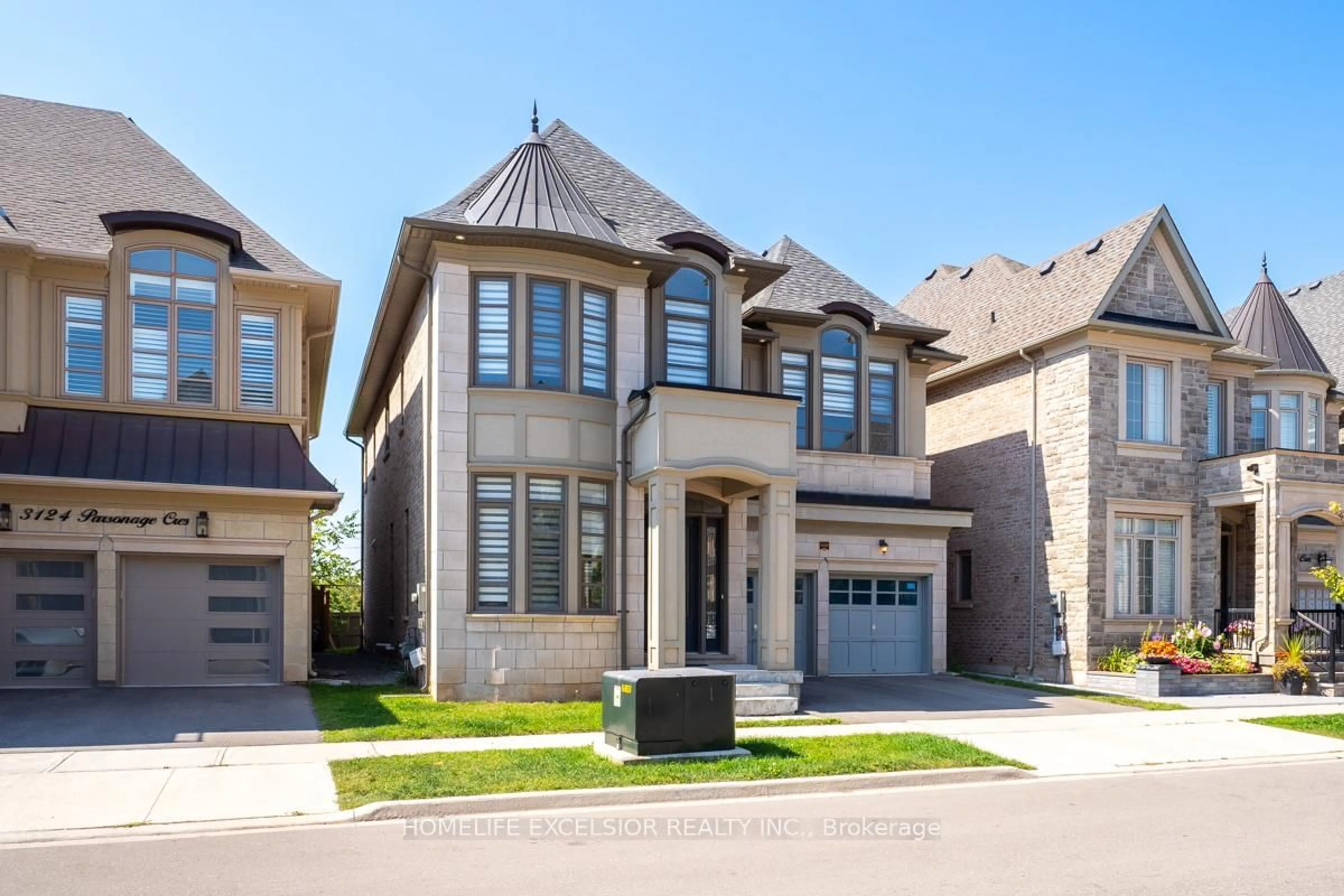 Home with brick exterior material, street for 3128 Parsonage Cres, Oakville Ontario L6H 0T9
