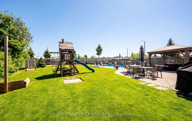 Additional property image - 1376 Avon Dr