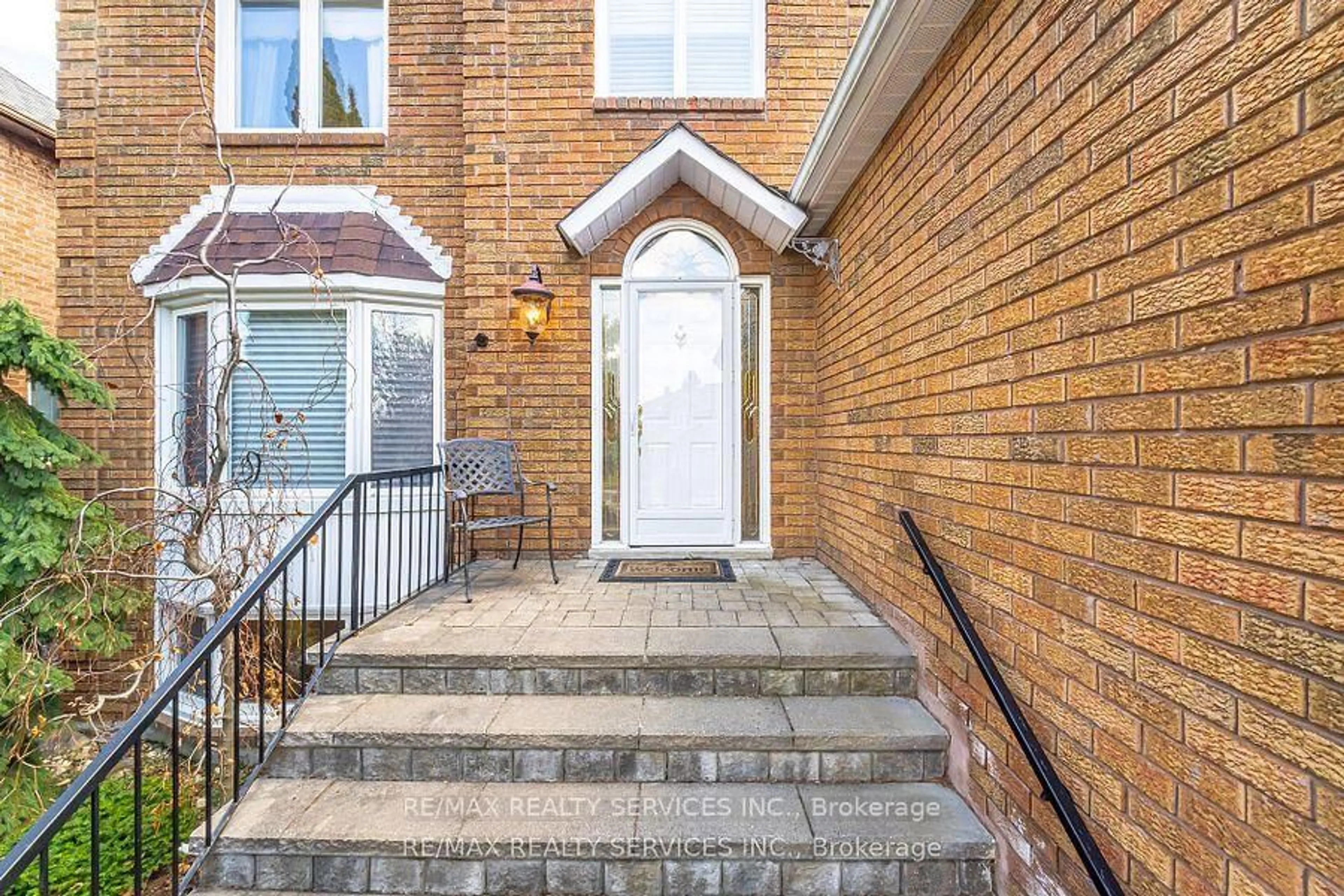 Unknown for 41 Christie Dr, Brampton Ontario L6Z 3J6