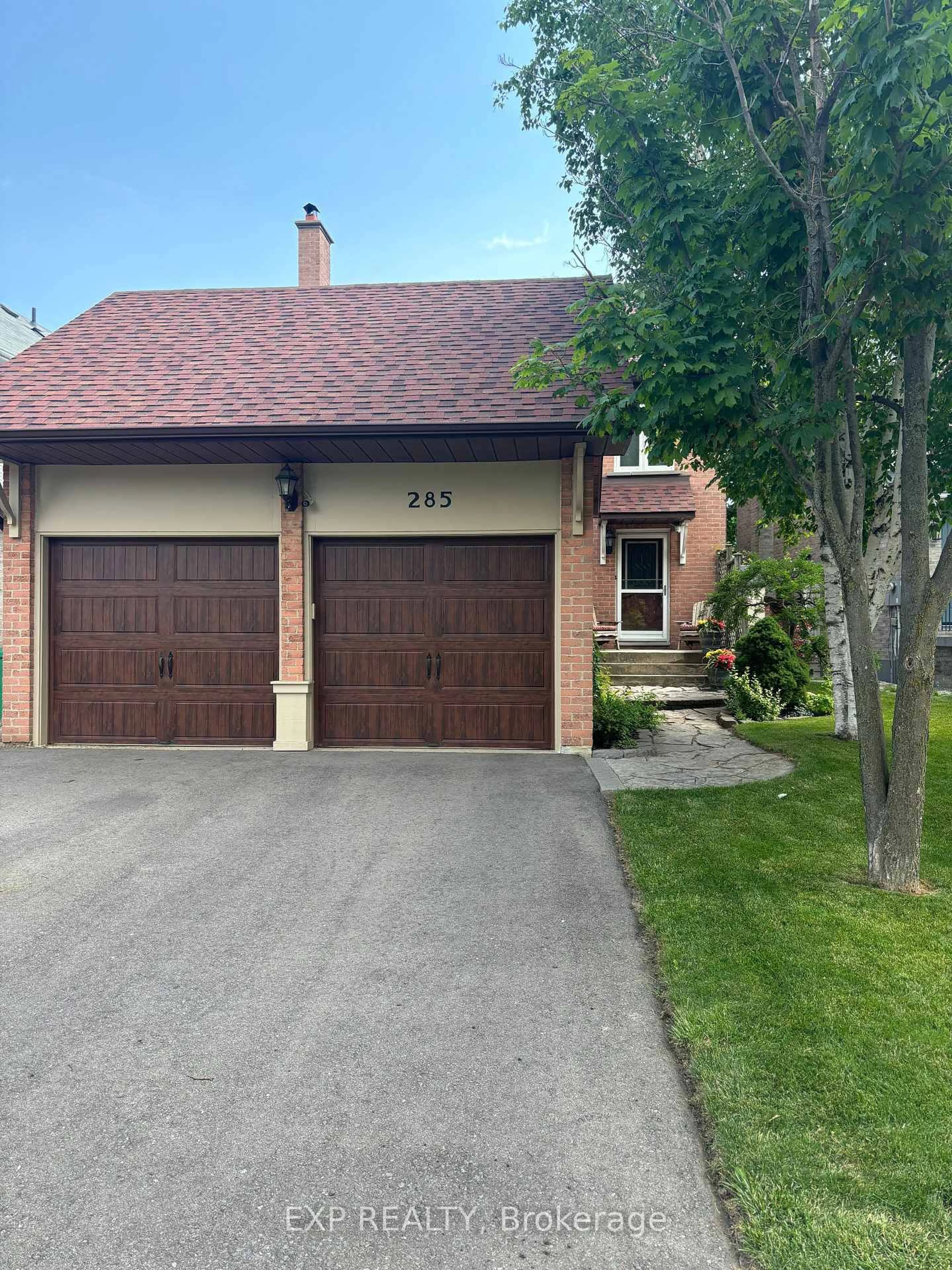 Unknown for 285 Kingsbridge Garden Circ, Mississauga Ontario L5R 1L1