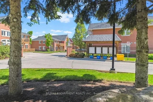 Additional property image - 4140 Foxwood Dr Unit 1102