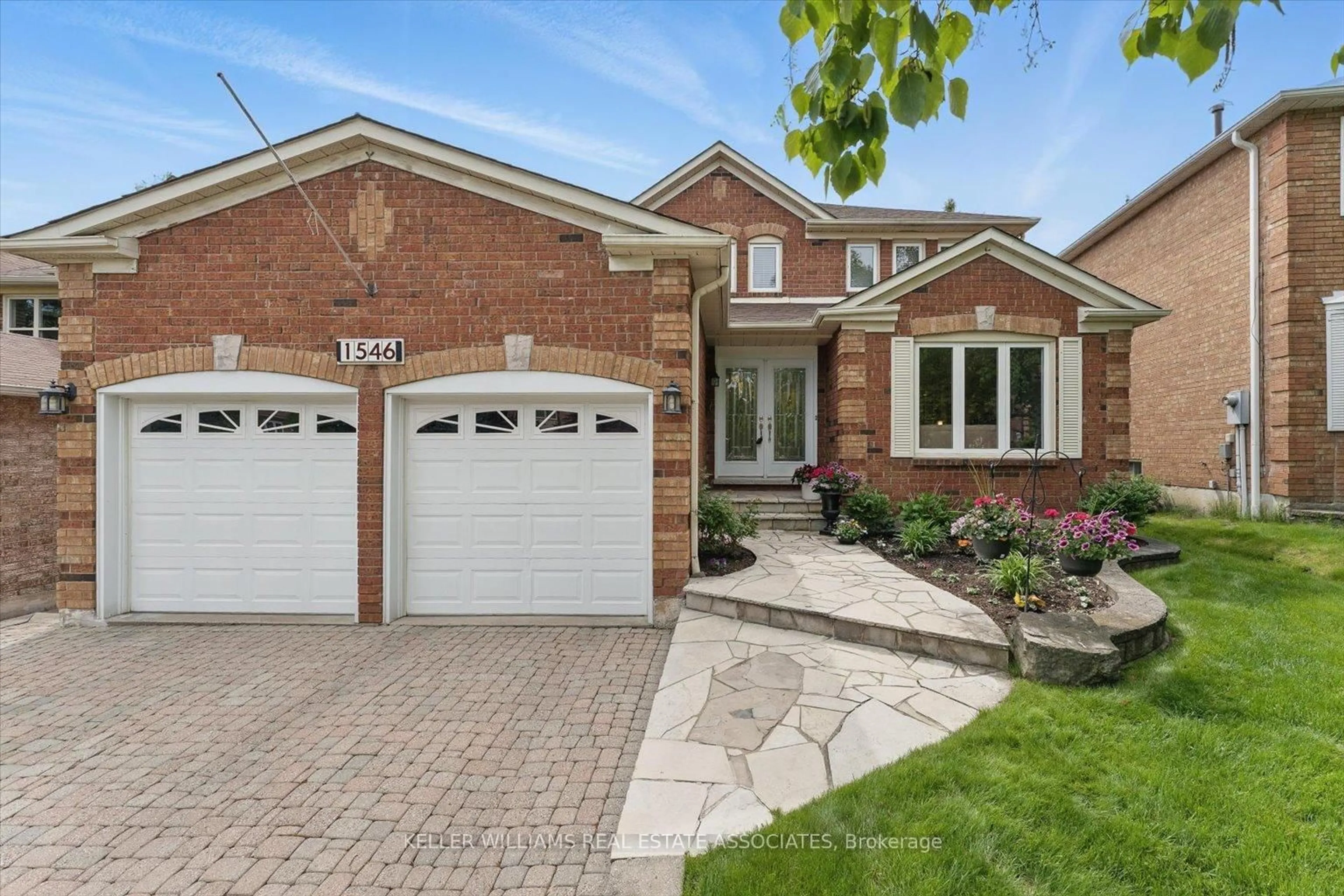 Home with brick exterior material, street for 1546 Hollywell Ave, Mississauga Ontario L5N 4P5