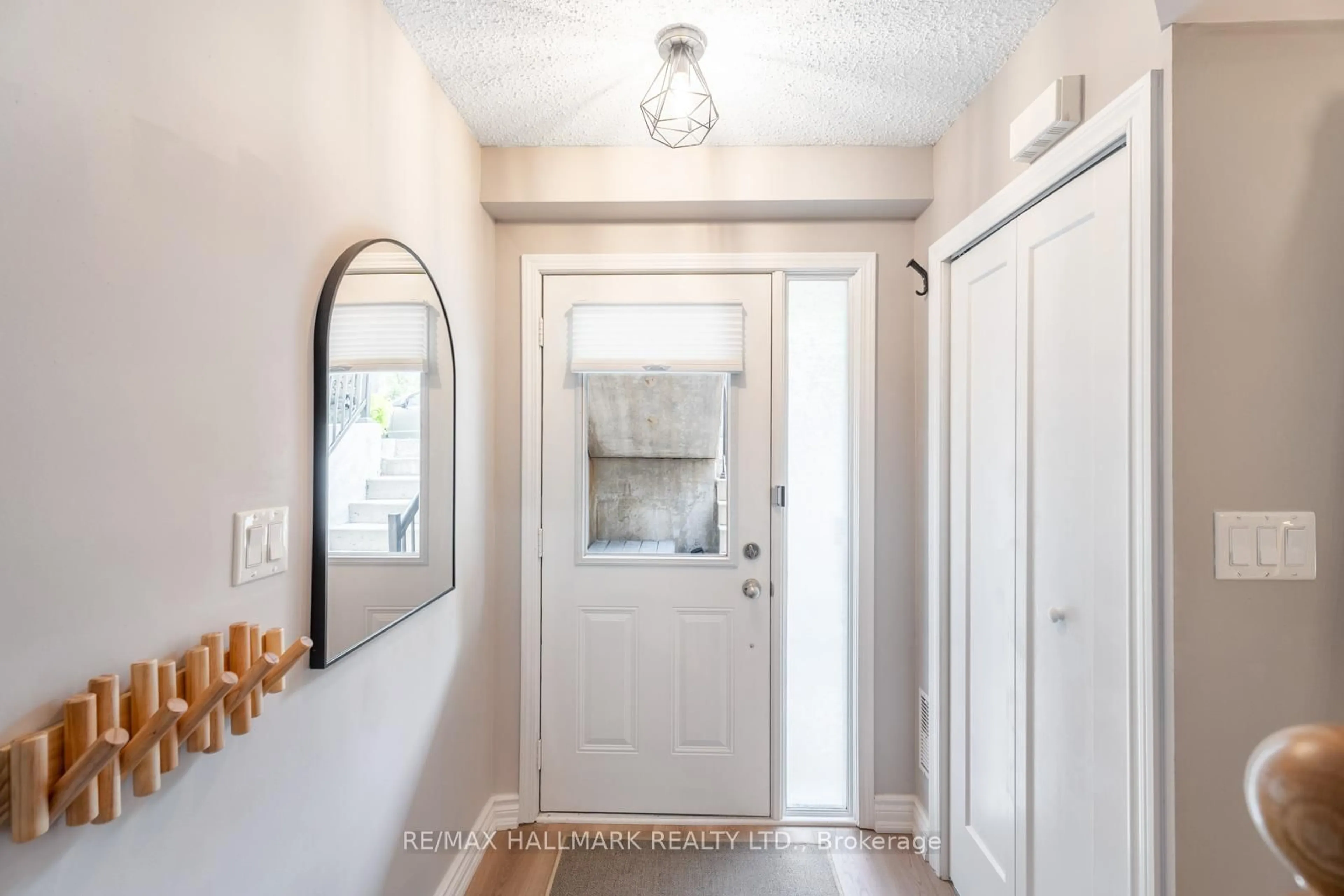 Indoor entryway for 9 Foundry Ave #111, Toronto Ontario M6H 0B7