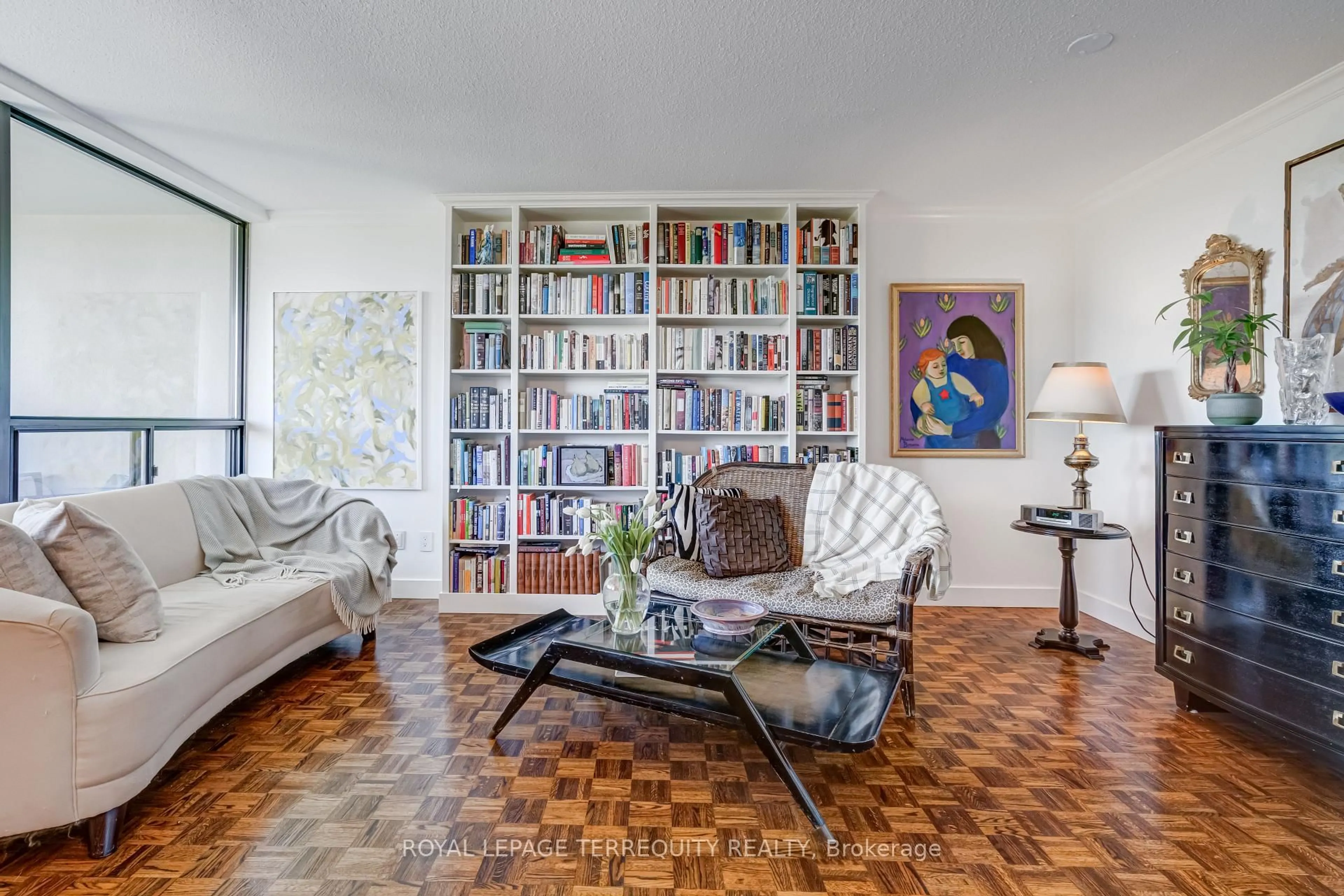 Living room with furniture, unknown for 288 Mill Rd #C40, Toronto Ontario M9C 4X7