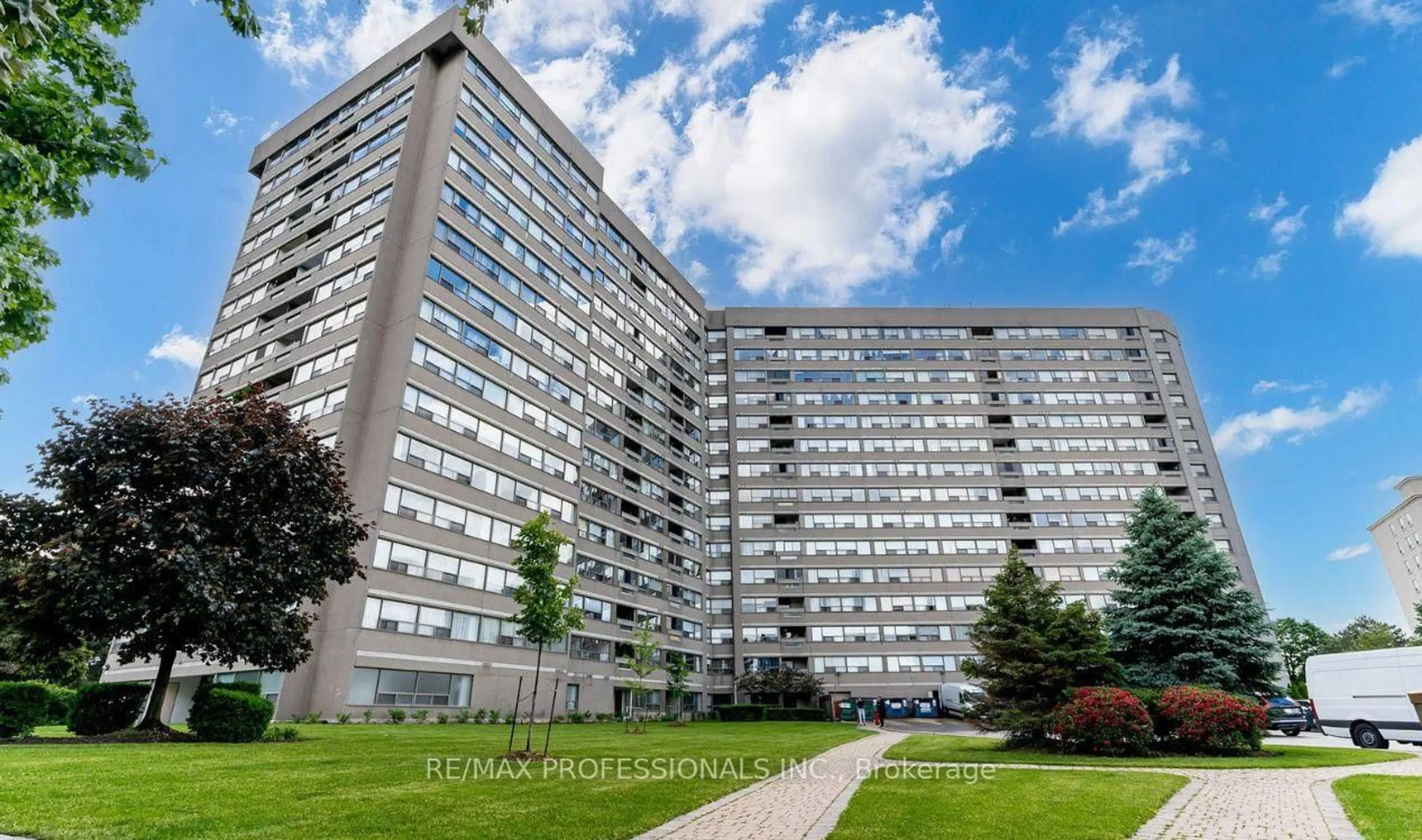 Unknown for 475 The West Mall N/A #417, Toronto Ontario M9C 4Z3