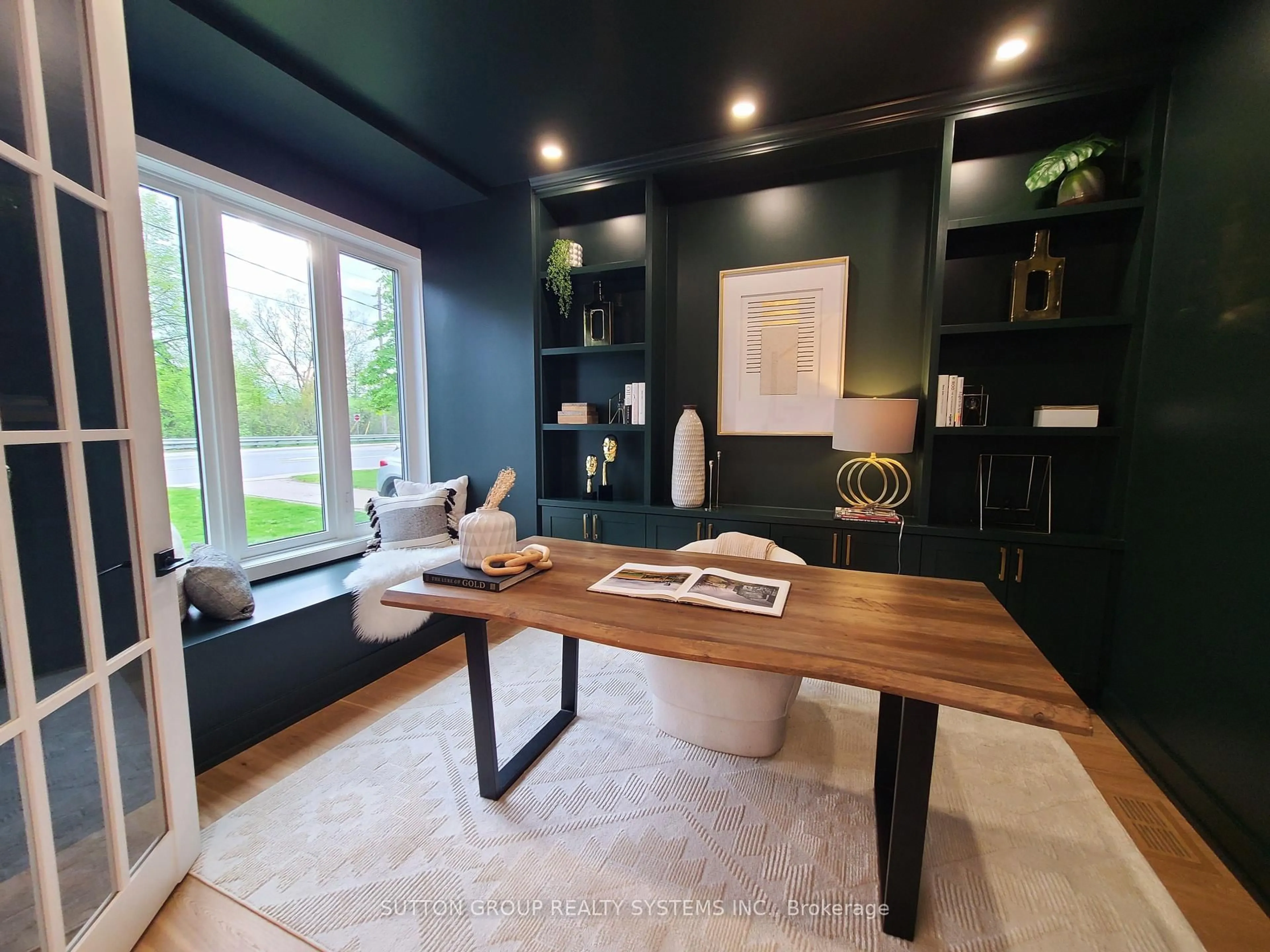 Contemporary bathroom, unknown for 21 South Kingsway, Toronto Ontario M6S 3T2